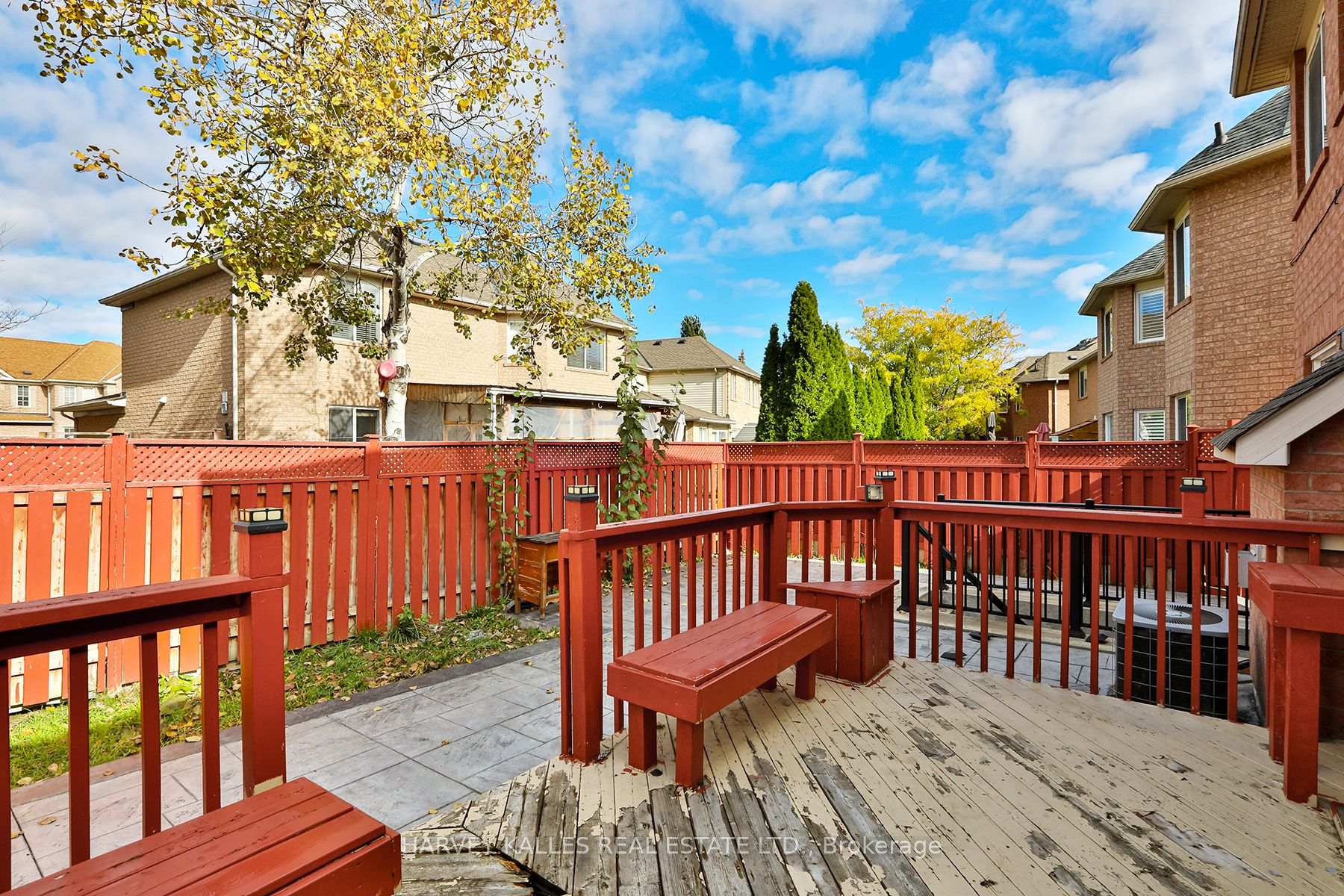 Photo 38 of 24 Upshall Drive, Brampton, Vales of Castlemore — HOMEH