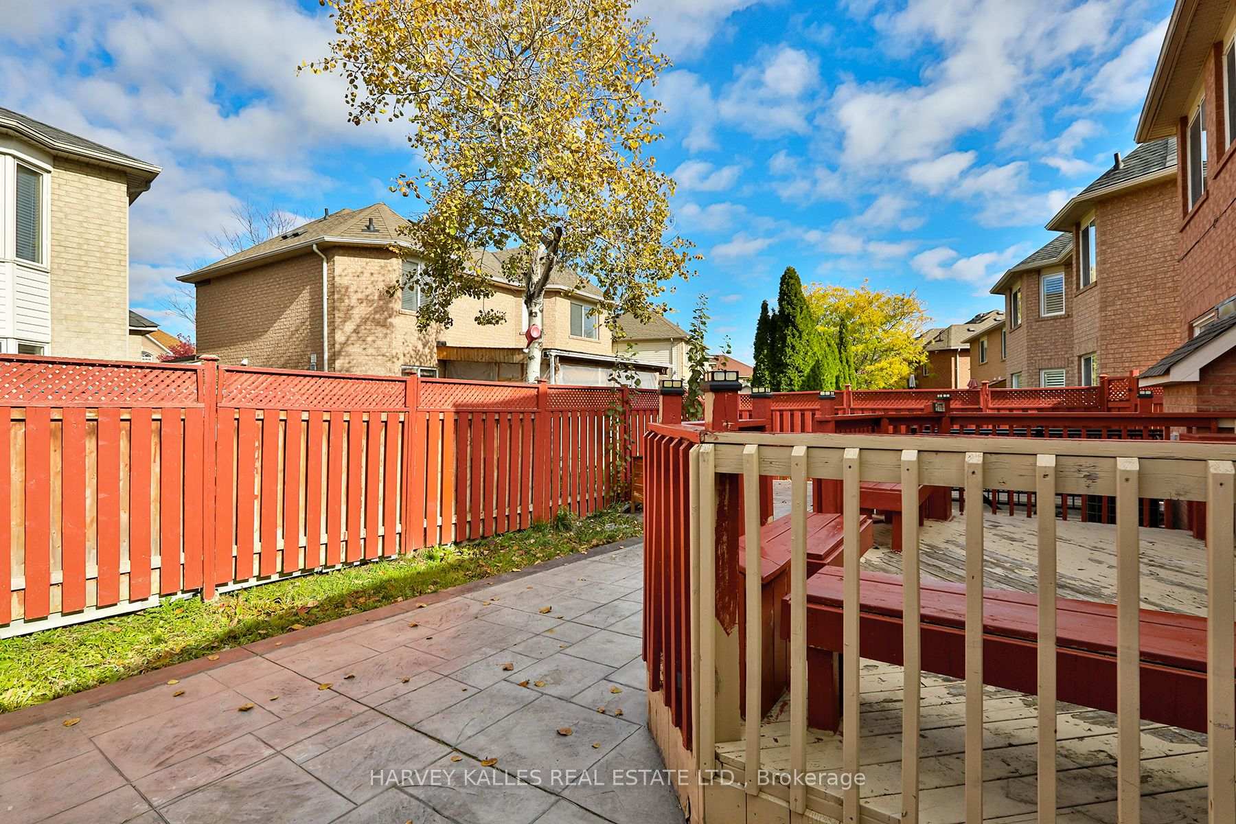 Photo 39 of 24 Upshall Drive, Brampton, Vales of Castlemore — HOMEH