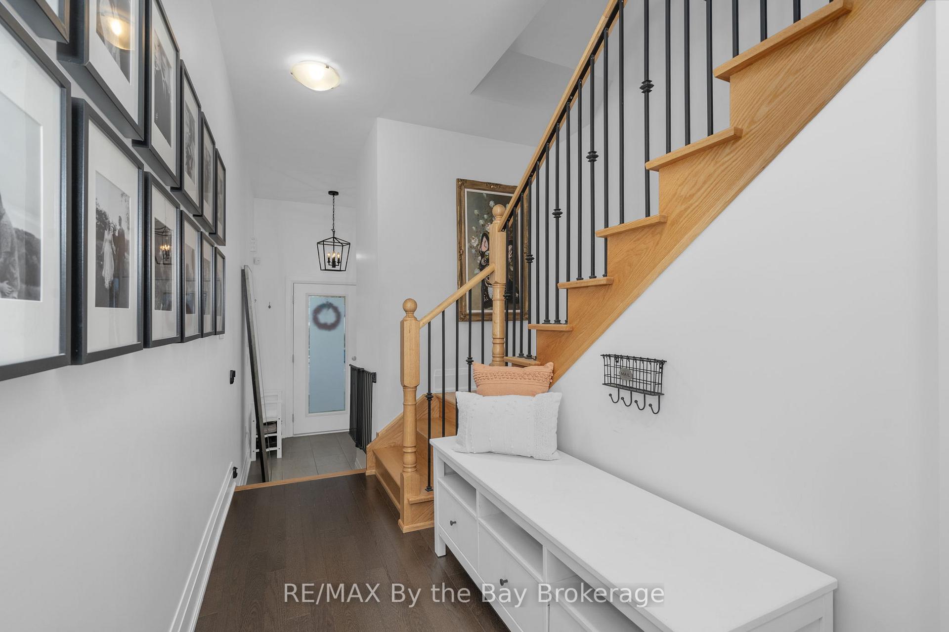 Photo 6 of 303 Atkinson Street, Clearview, Stayner — HOMEH