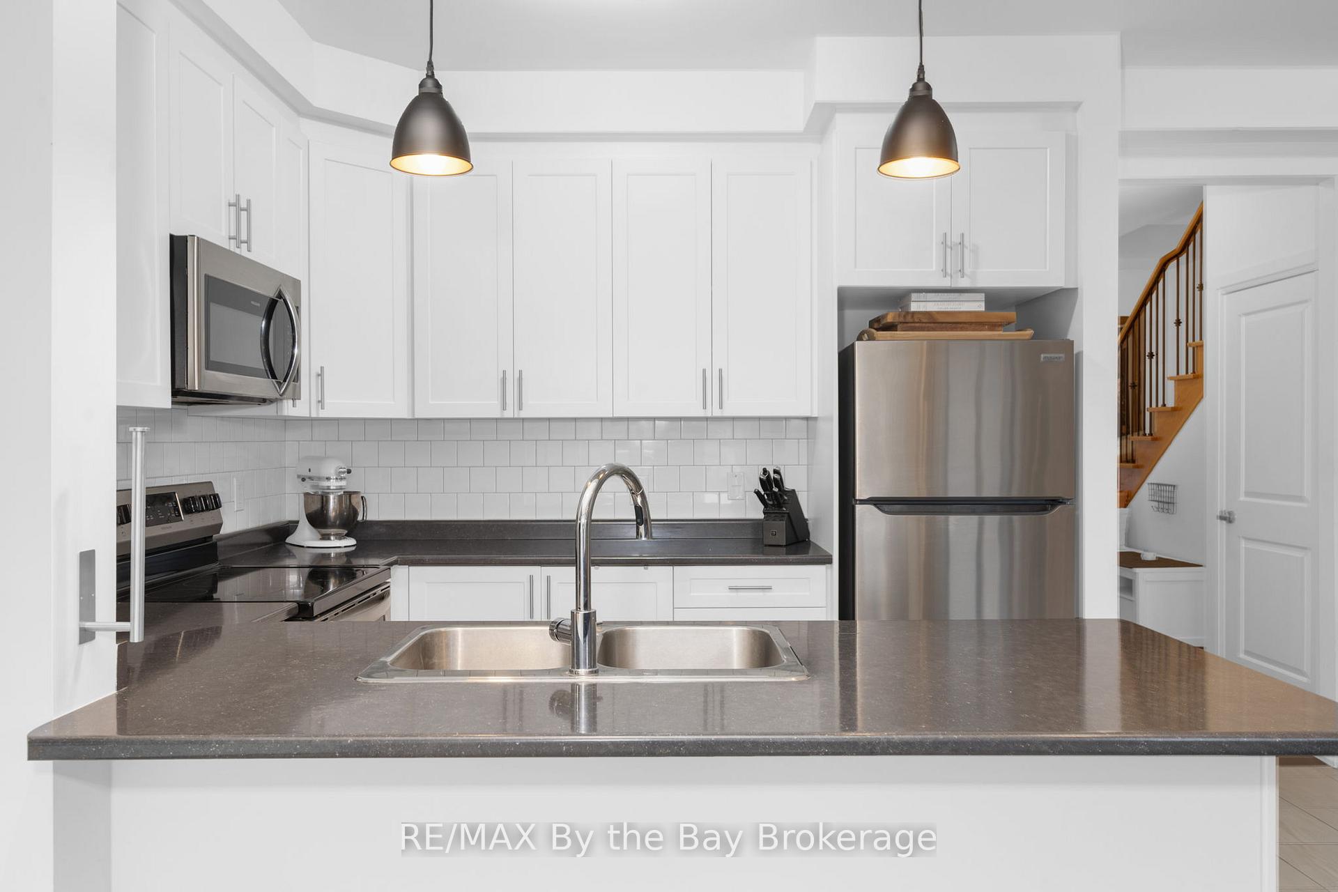 Photo 7 of 303 Atkinson Street, Clearview, Stayner — HOMEH