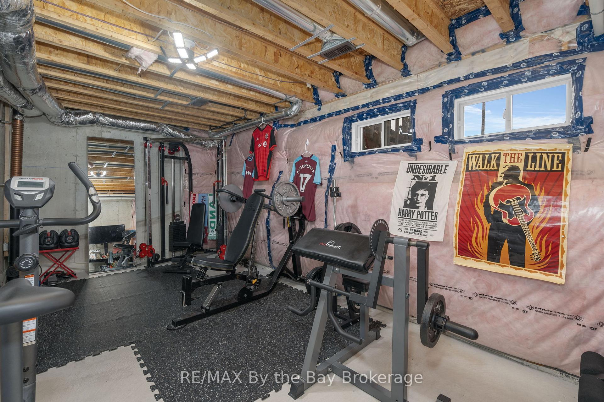 Photo 27 of 303 Atkinson Street, Clearview, Stayner — HOMEH
