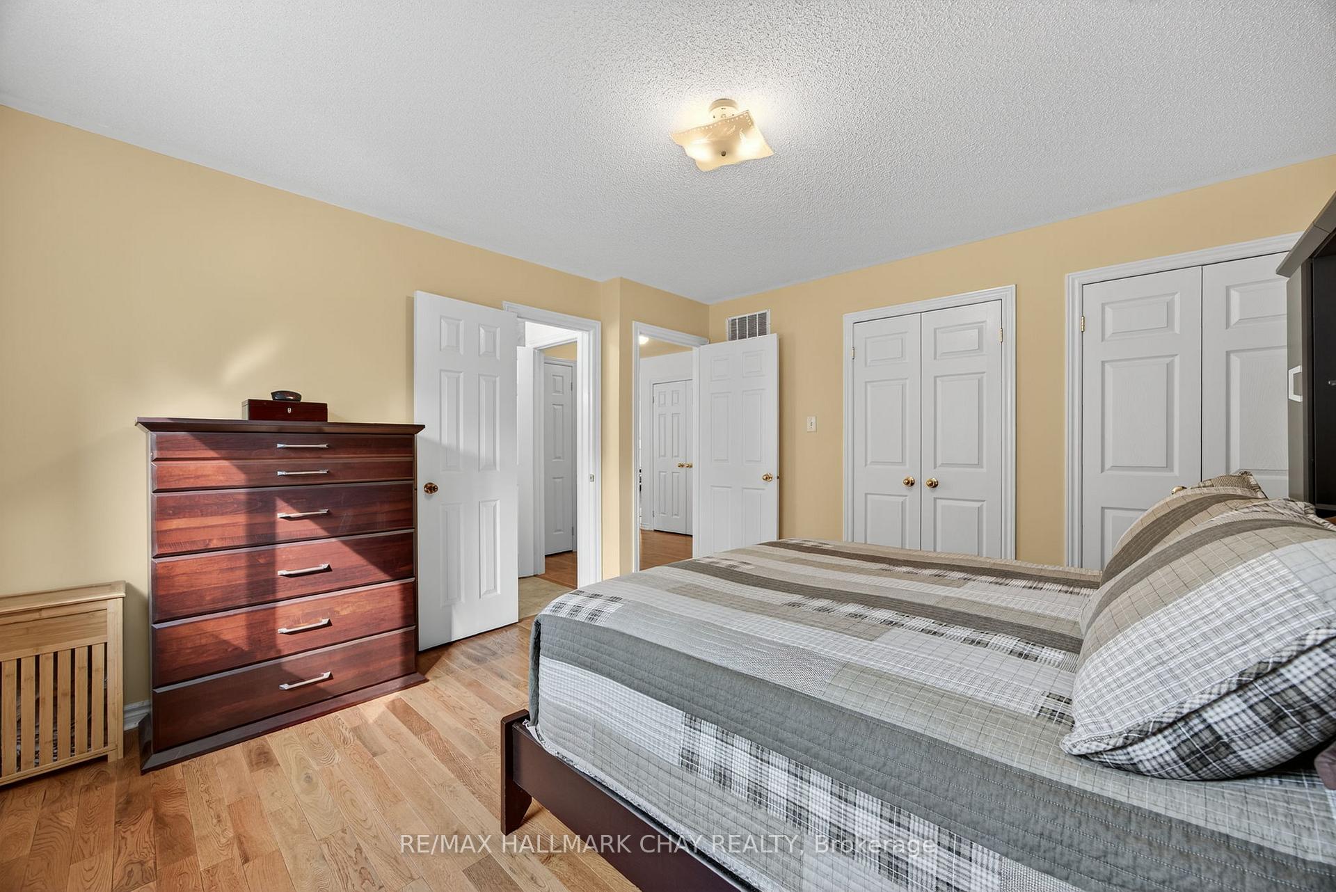 Photo 7 of 99 Sproule Drive, Barrie, Edgehill Drive — HOMEH