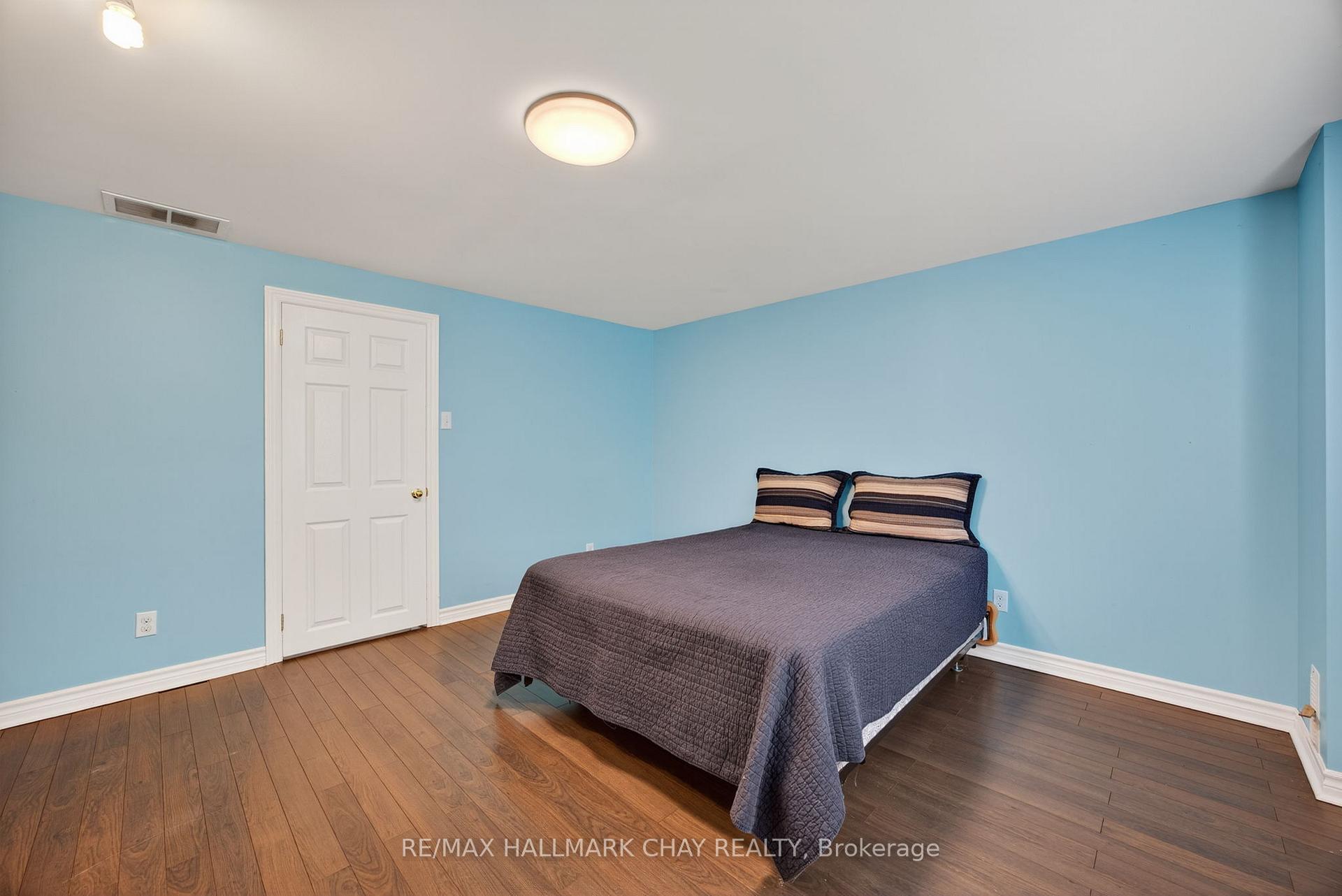 Photo 13 of 99 Sproule Drive, Barrie, Edgehill Drive — HOMEH
