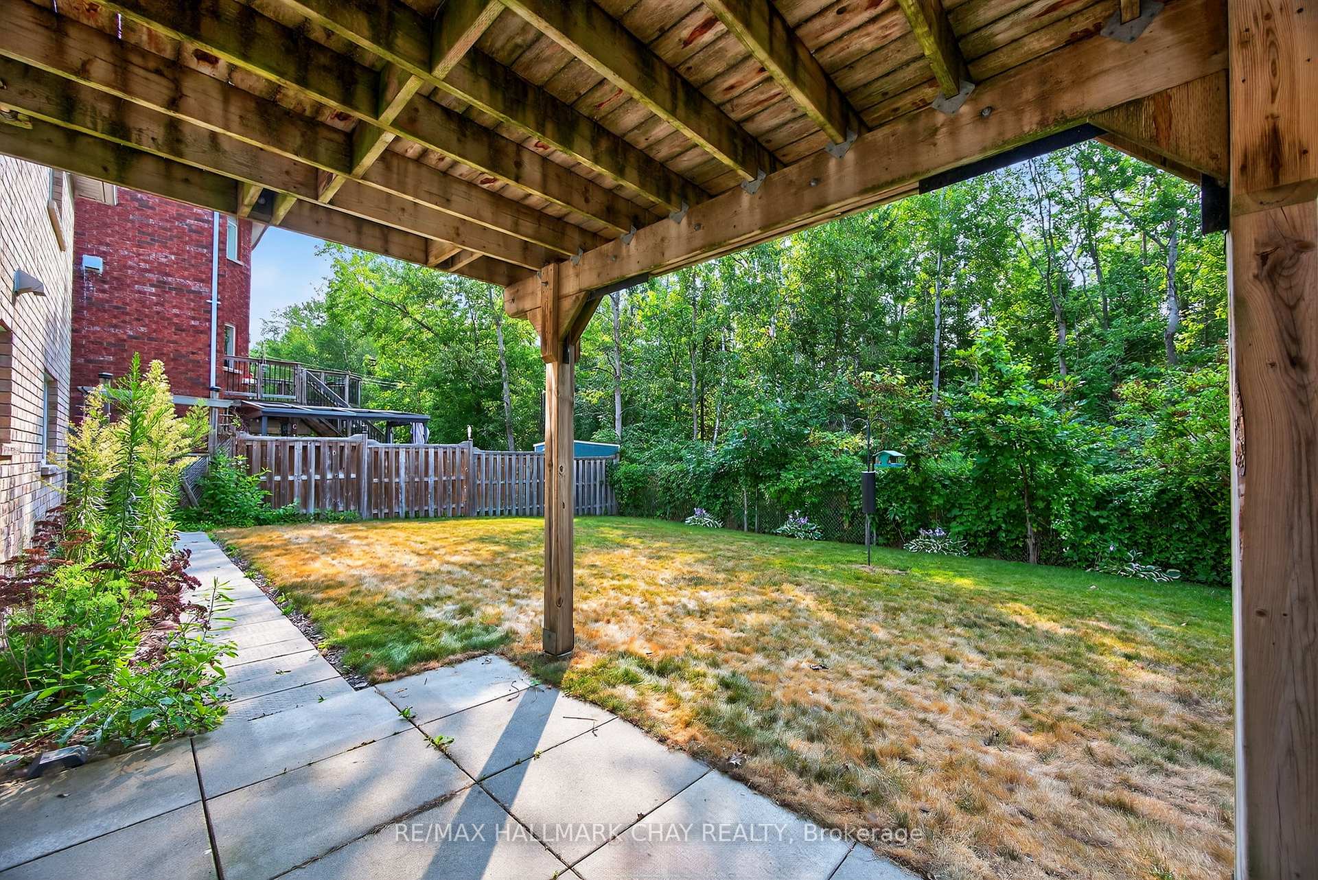 Photo 20 of 99 Sproule Drive, Barrie, Edgehill Drive — HOMEH