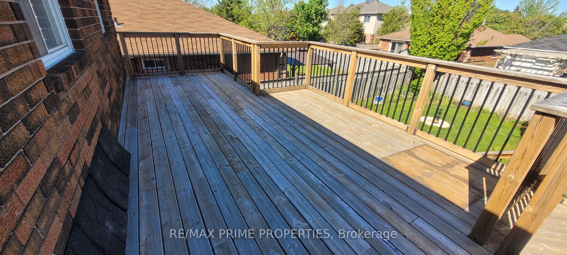 Photo 15 of Unit Upper, 7 Irish Lane, Barrie, Grove East — HOMEH
