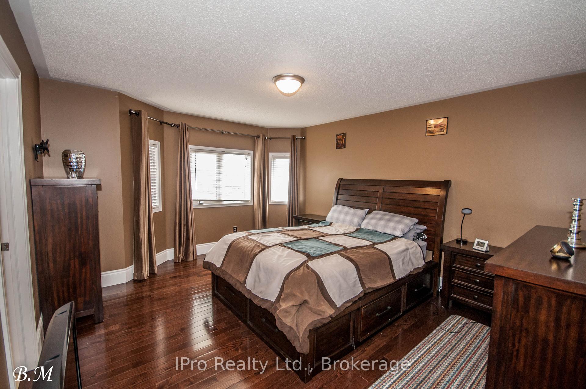 Photo 19 of 5854 Blue Spruce Avenue, Burlington, Orchard — HOMEH