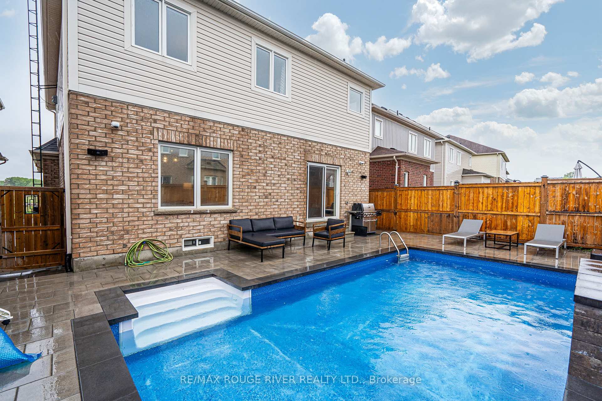 Photo 50 of 7 Edwin Carr Street, Clarington, Bowmanville — HOMEH