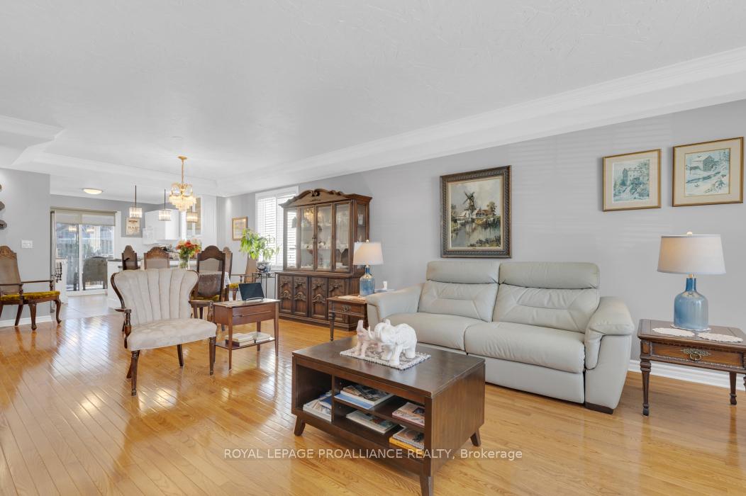 Photo 7 of 21 Moira Lea Court, Belleville, Thurlow Ward — HOMEH
