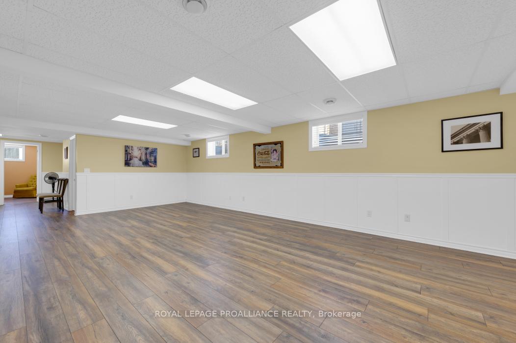 Photo 22 of 21 Moira Lea Court, Belleville, Thurlow Ward — HOMEH