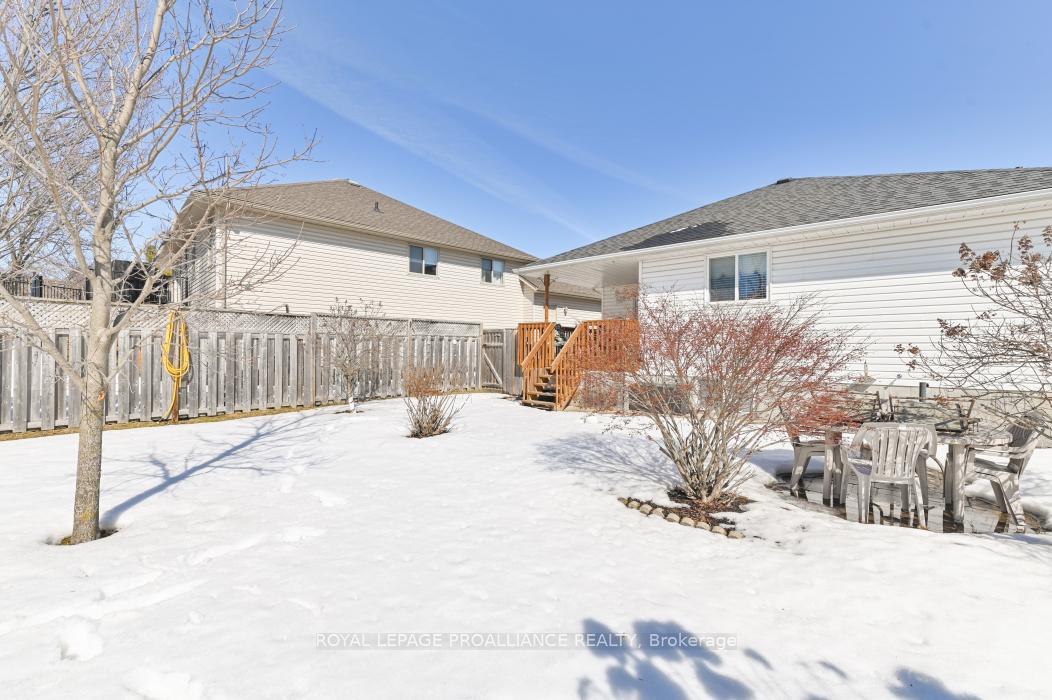 Photo 36 of 21 Moira Lea Court, Belleville, Thurlow Ward — HOMEH