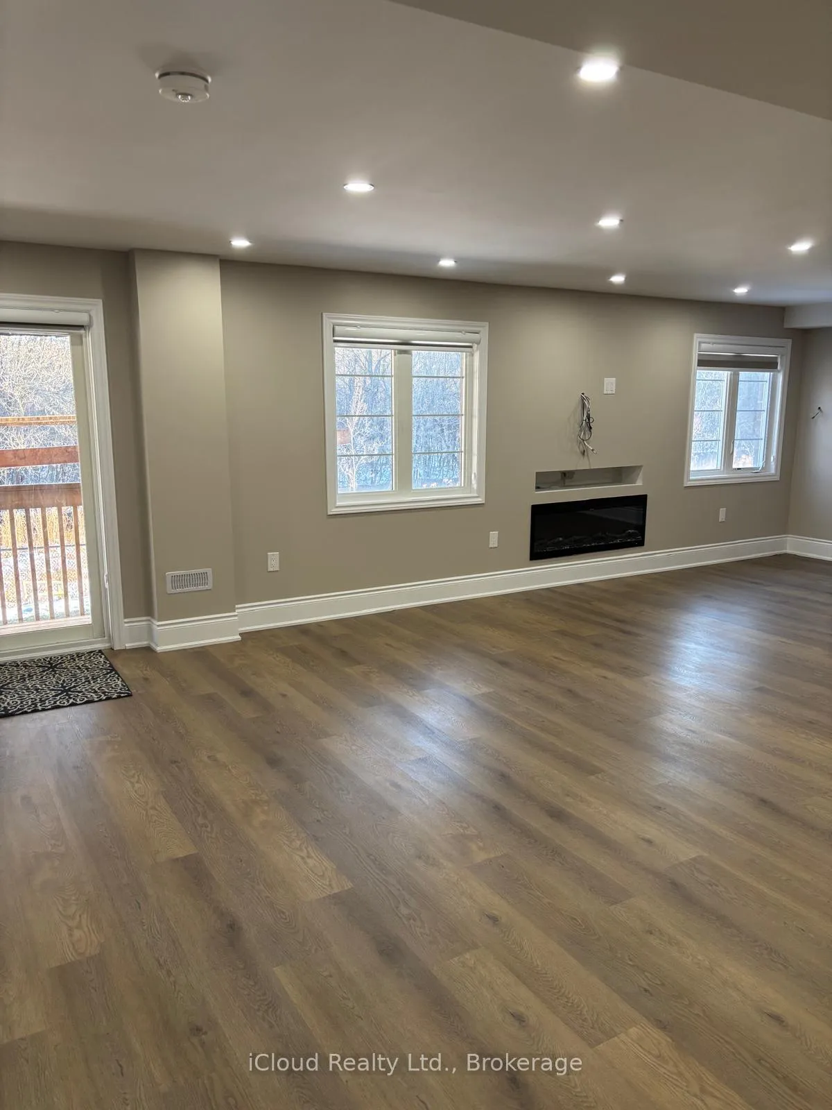 Photo 130 of Unit Basement, 69 Smokey Hollow Place, Hamilton, Waterdown — HOMEH