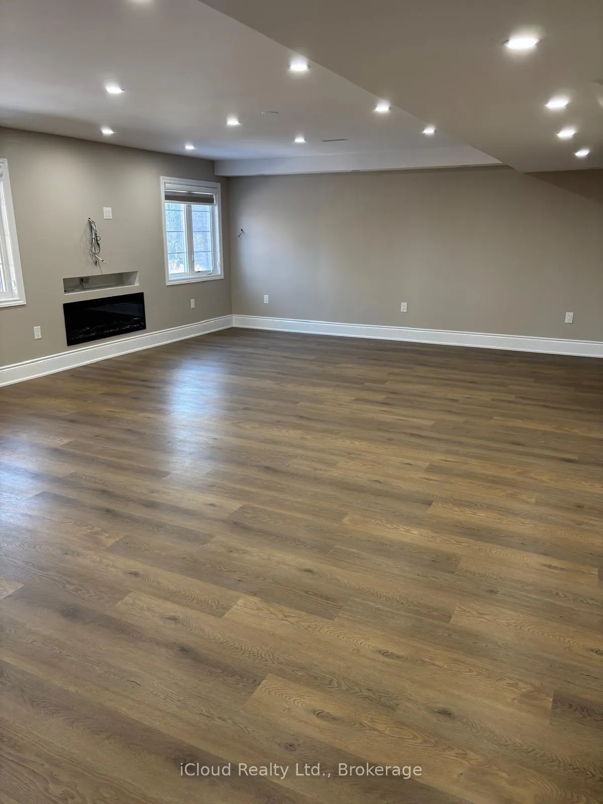 Photo 143 of Unit Basement, 69 Smokey Hollow Place, Hamilton, Waterdown — HOMEH
