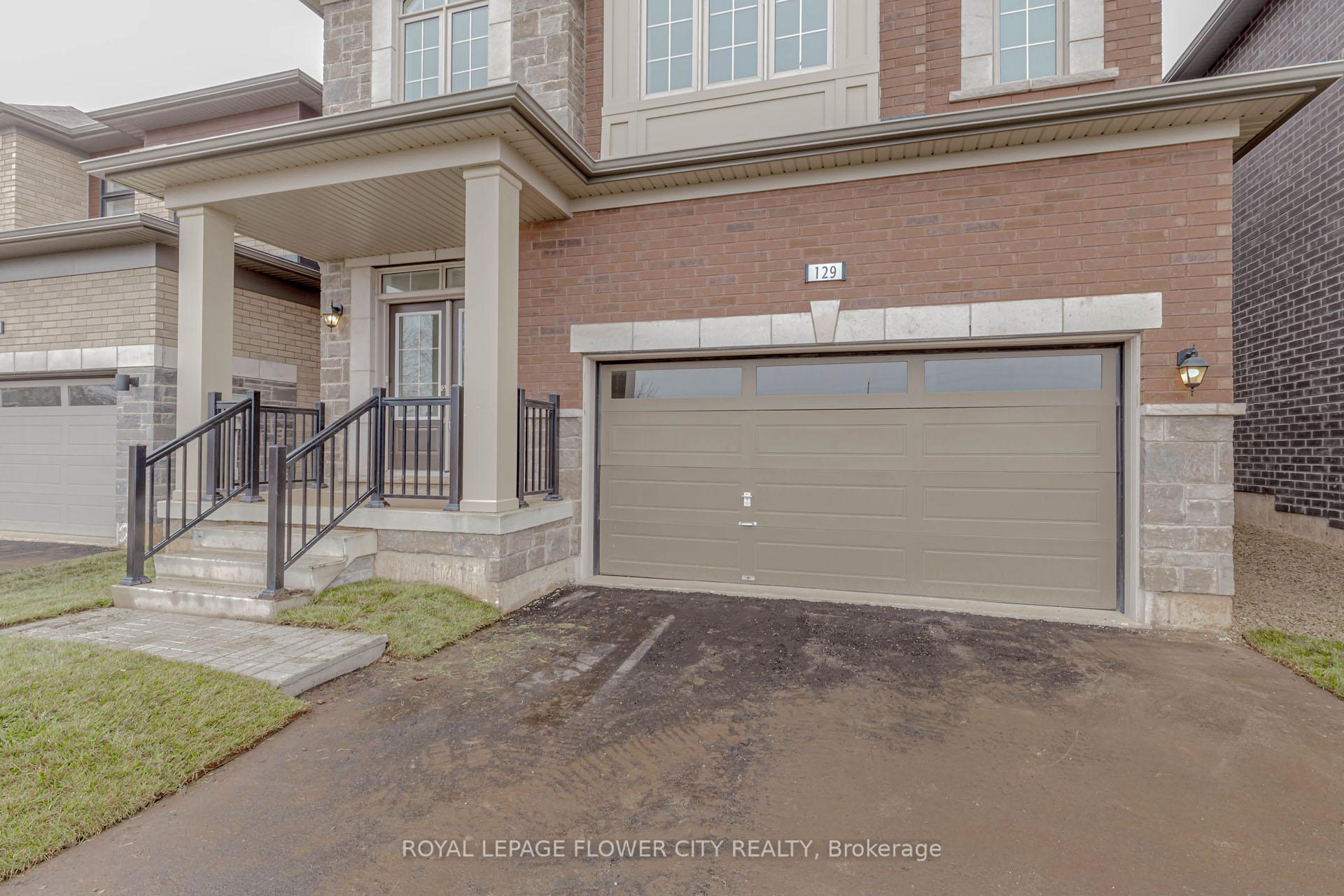 Photo 3 of 129 Henshaw Drive, Kitchener, Mill Courtland Woodside Park — HOMEH
