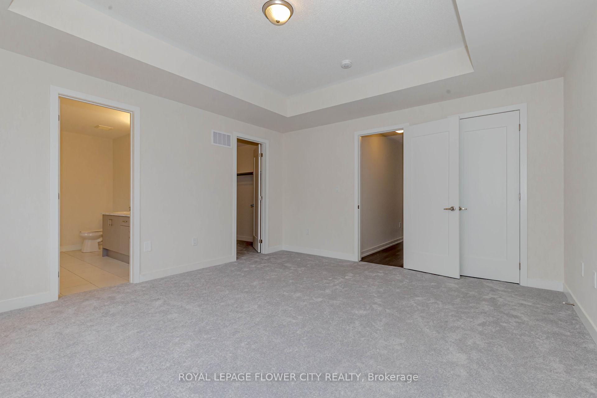 Photo 21 of 129 Henshaw Drive, Kitchener, Mill Courtland Woodside Park — HOMEH