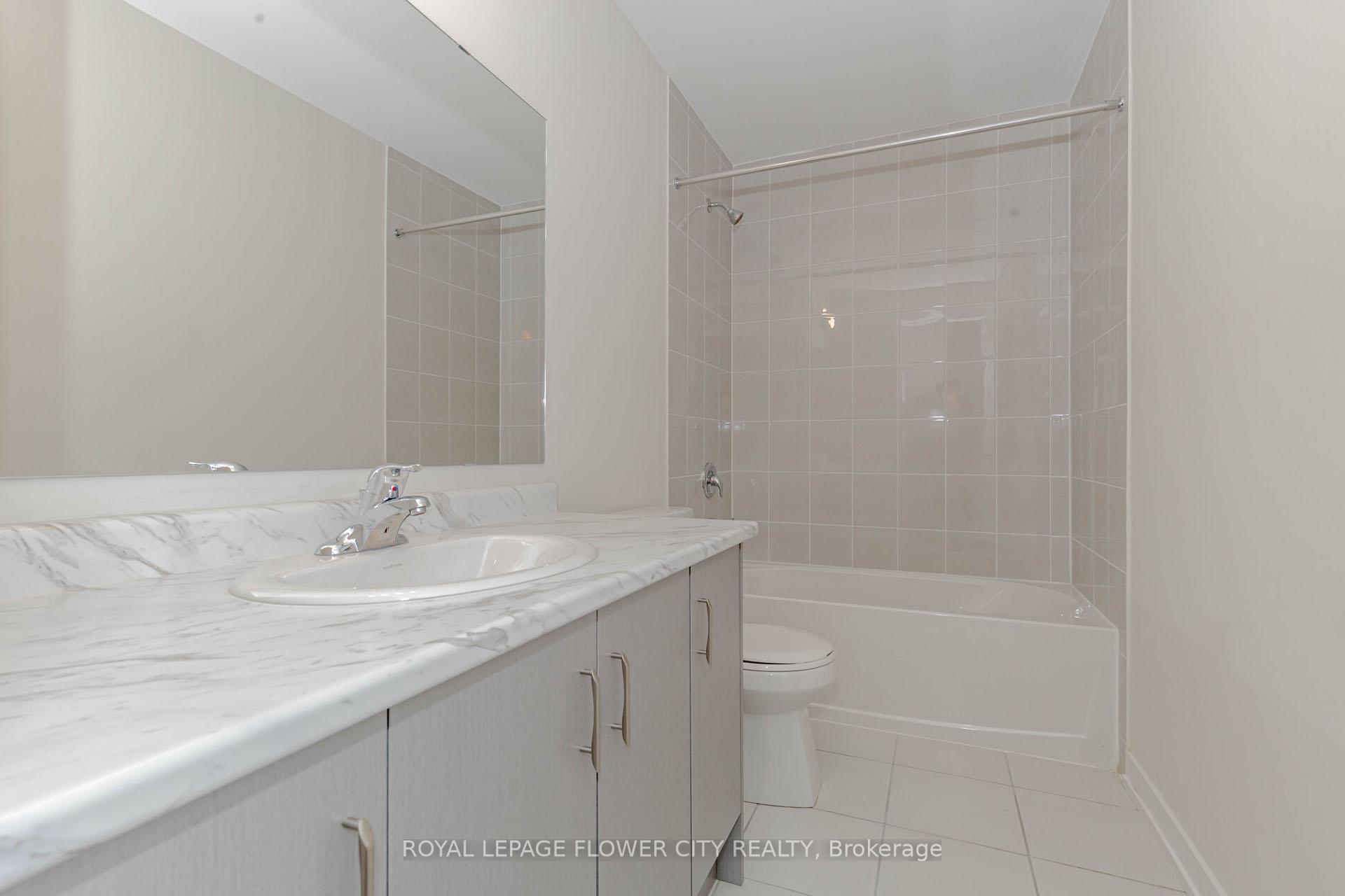 Photo 29 of 129 Henshaw Drive, Kitchener, Mill Courtland Woodside Park — HOMEH