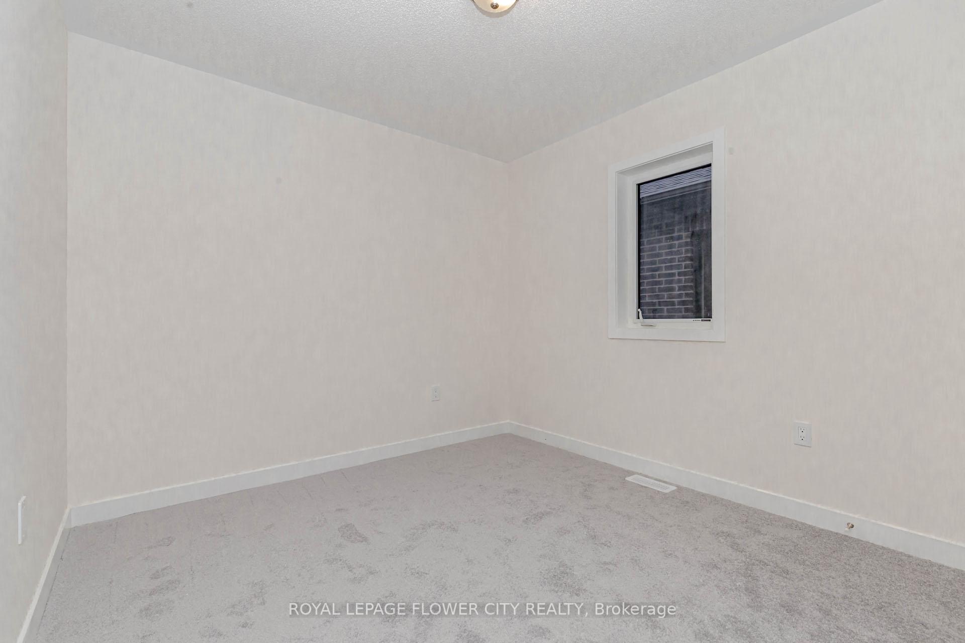Photo 34 of 129 Henshaw Drive, Kitchener, Mill Courtland Woodside Park — HOMEH