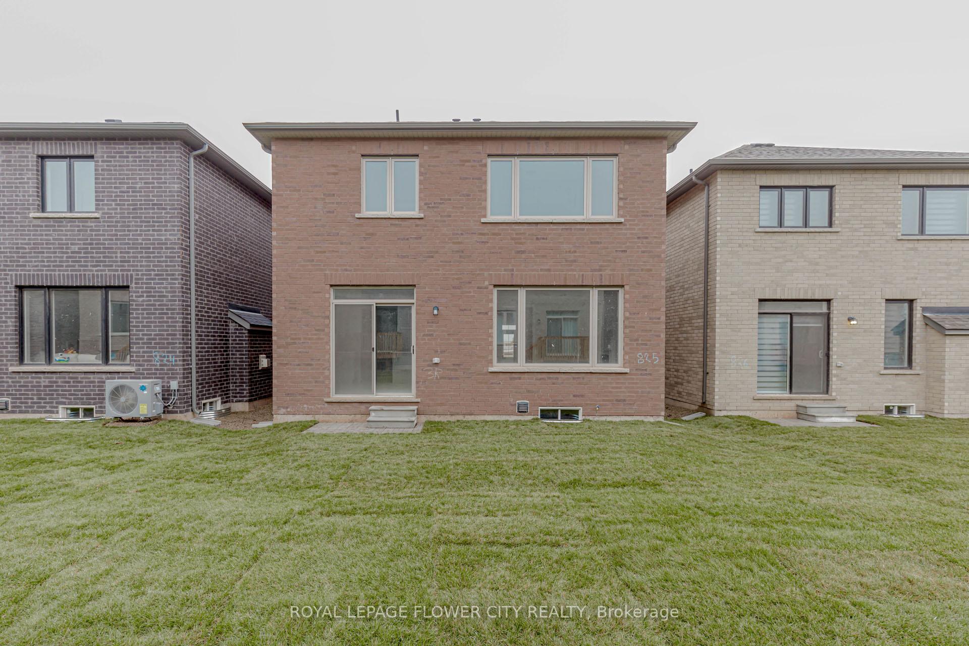 Photo 40 of 129 Henshaw Drive, Kitchener, Mill Courtland Woodside Park — HOMEH