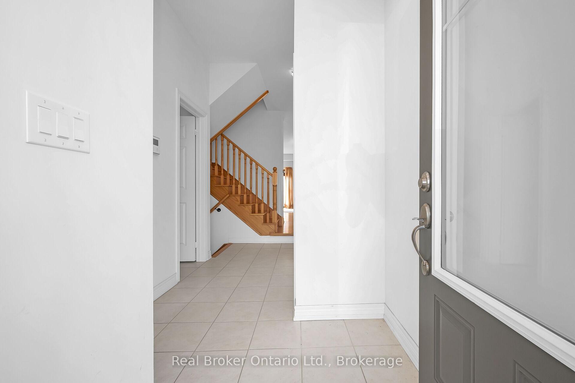 Photo 6 of 3900 Koenig Road, Burlington, Alton — HOMEH
