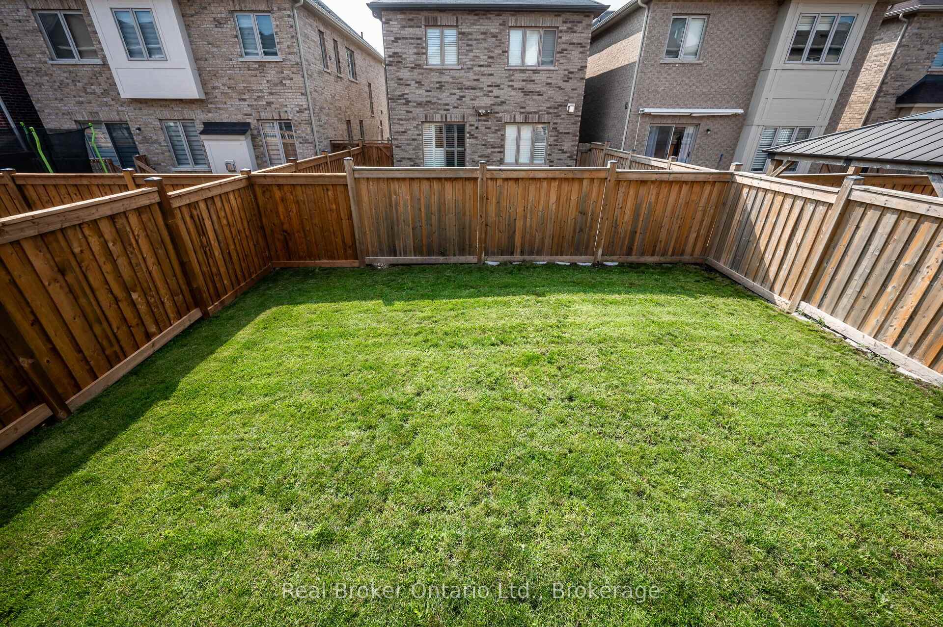 Photo 36 of 3900 Koenig Road, Burlington, Alton — HOMEH