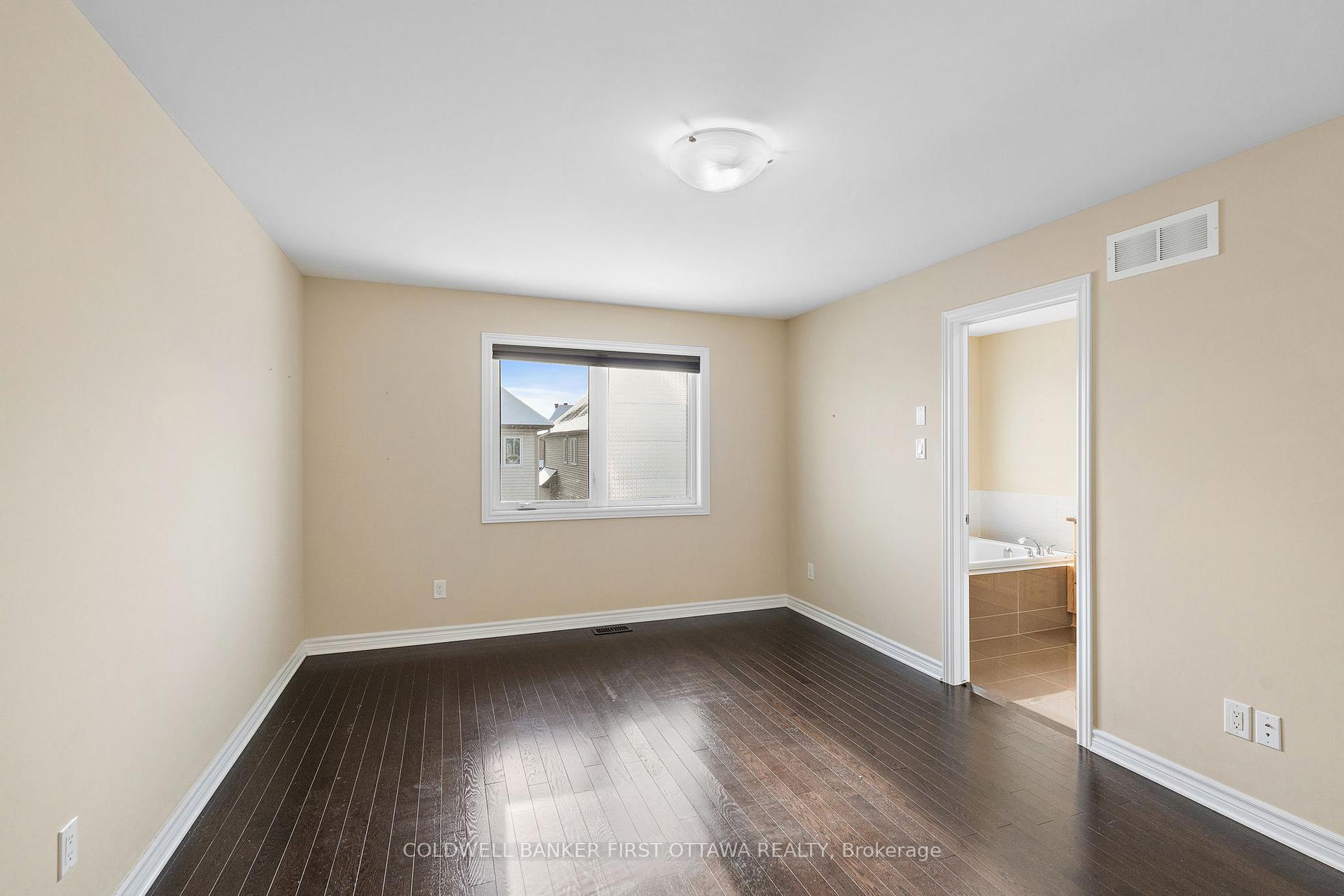 Photo 25 of 285 Fergus Crescent, Ottawa, Barrhaven - Cedargrove/Fraserdale — HOMEH