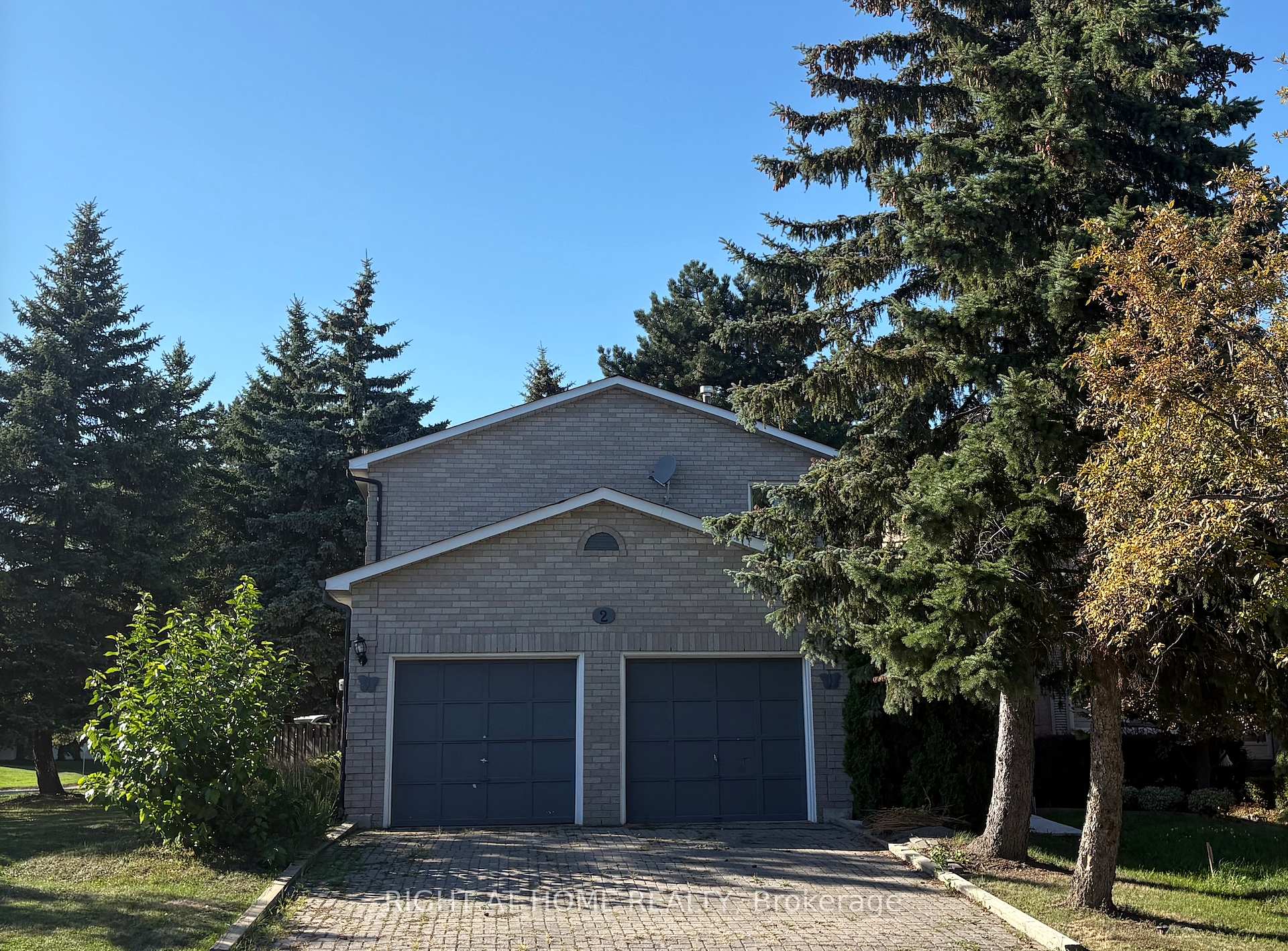 Photo 2 of 2 Fountainbridge Drive, Caledon, Bolton East — HOMEH