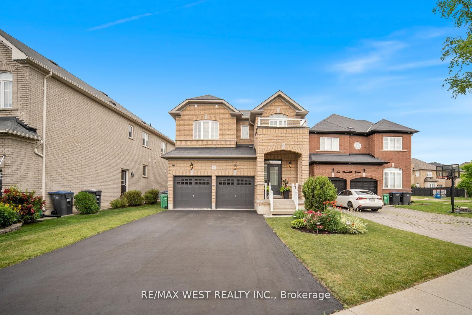 Photo 1 of 4 Dilworth Chase, Brampton, Bram East — HOMEH