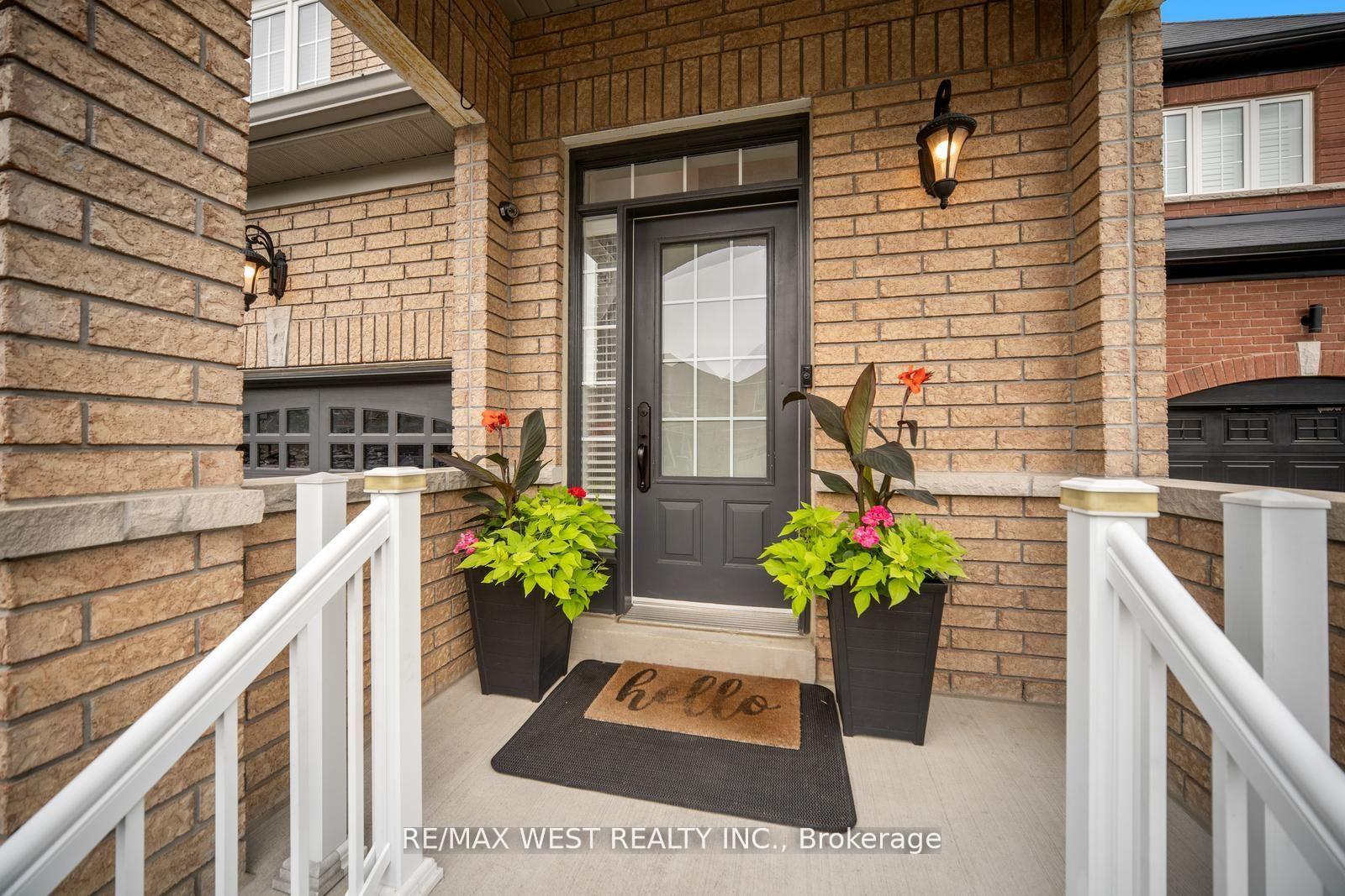 Photo 6 of 4 Dilworth Chase, Brampton, Bram East — HOMEH