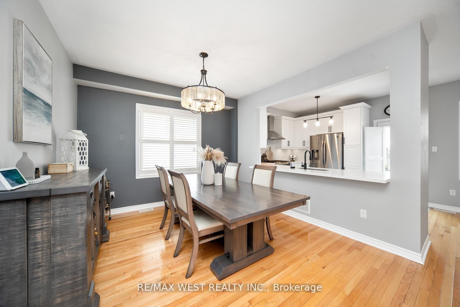 Photo 9 of 4 Dilworth Chase, Brampton, Bram East — HOMEH