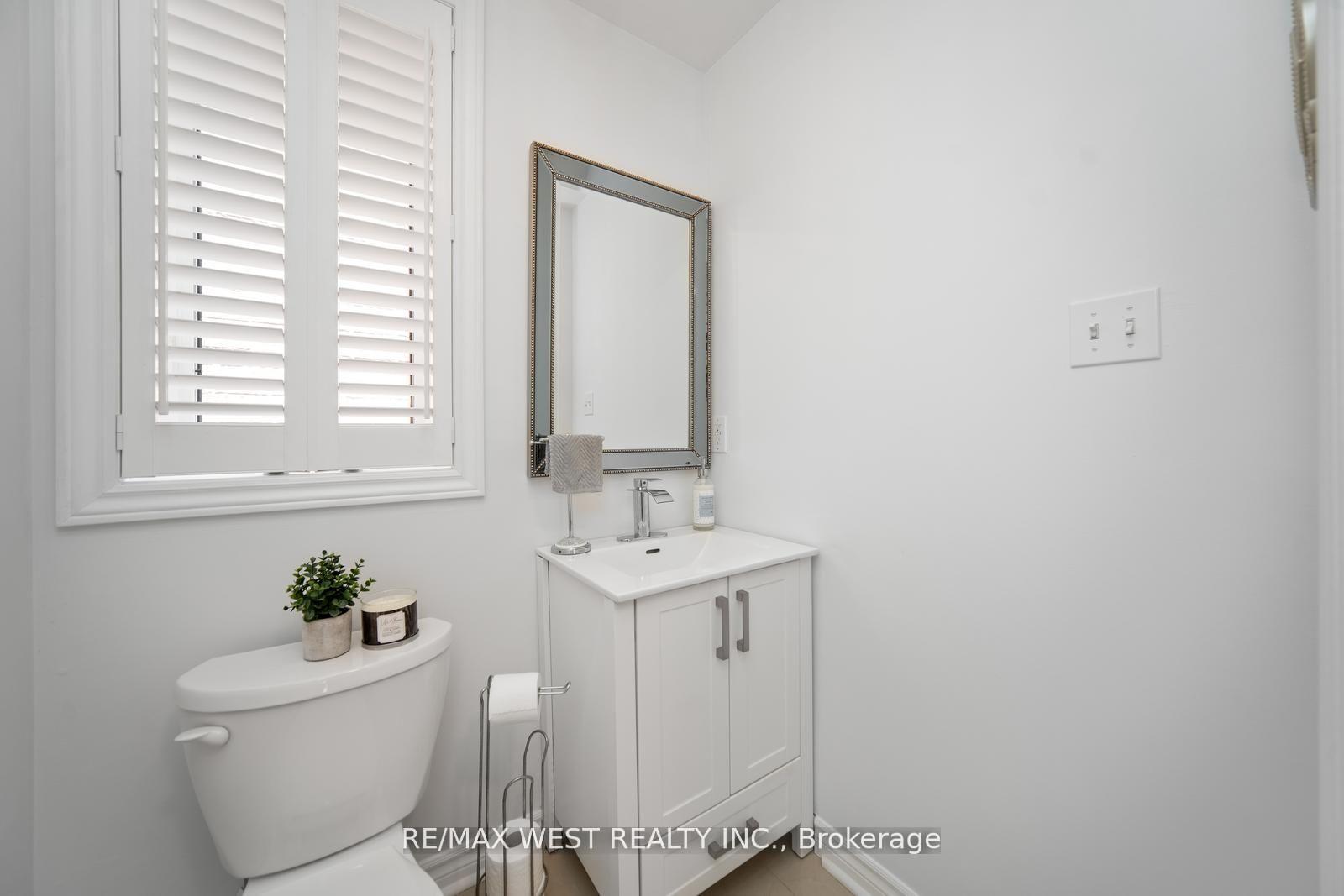 Photo 16 of 4 Dilworth Chase, Brampton, Bram East — HOMEH