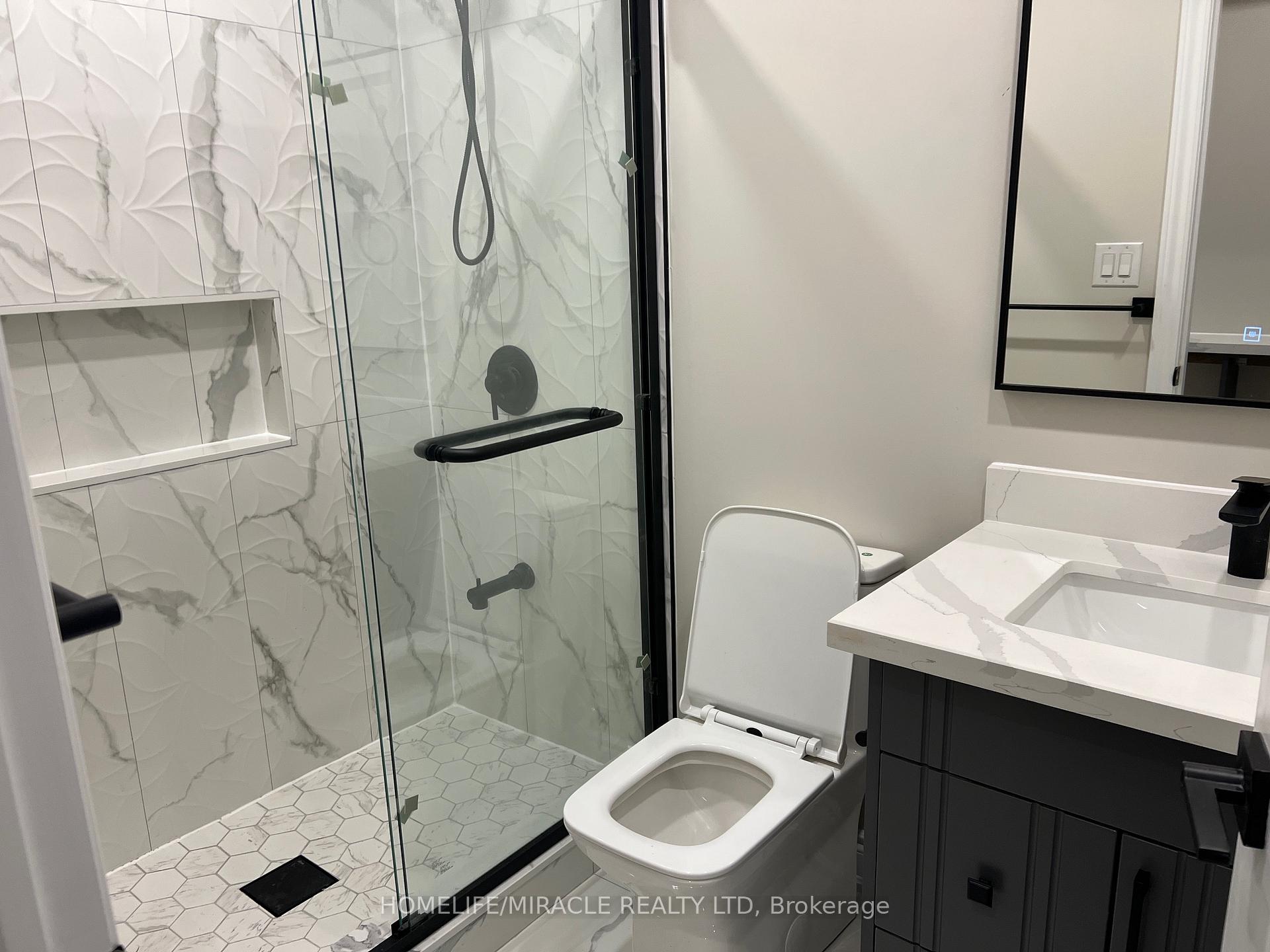 Photo 10 of 21 Cadence Road, Brampton, Credit Valley — HOMEH