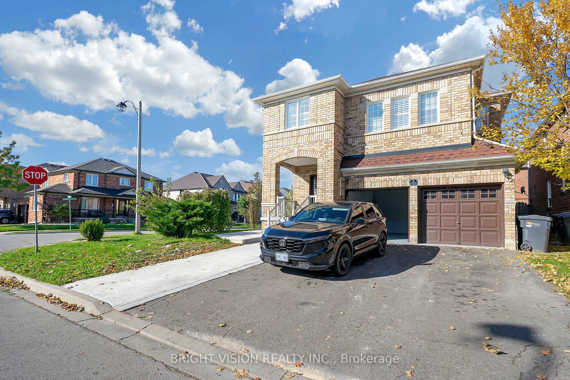 Photo 4 of Unit ROOM A, 2 Browley Drive, Brampton, Fletcher's Meadow — HOMEH