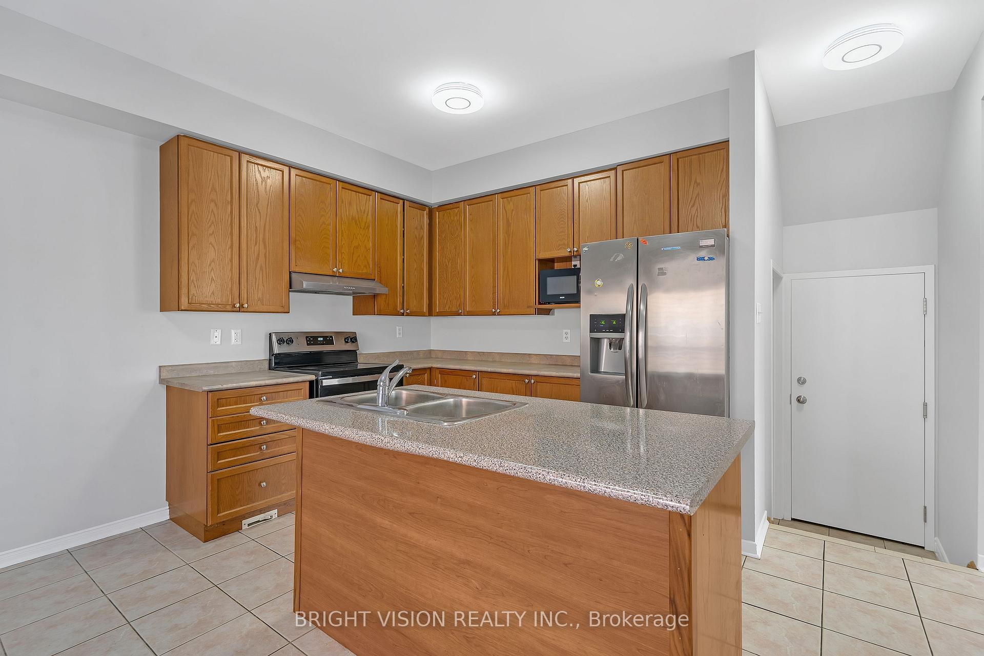 Photo 17 of Unit ROOM A, 2 Browley Drive, Brampton, Fletcher's Meadow — HOMEH