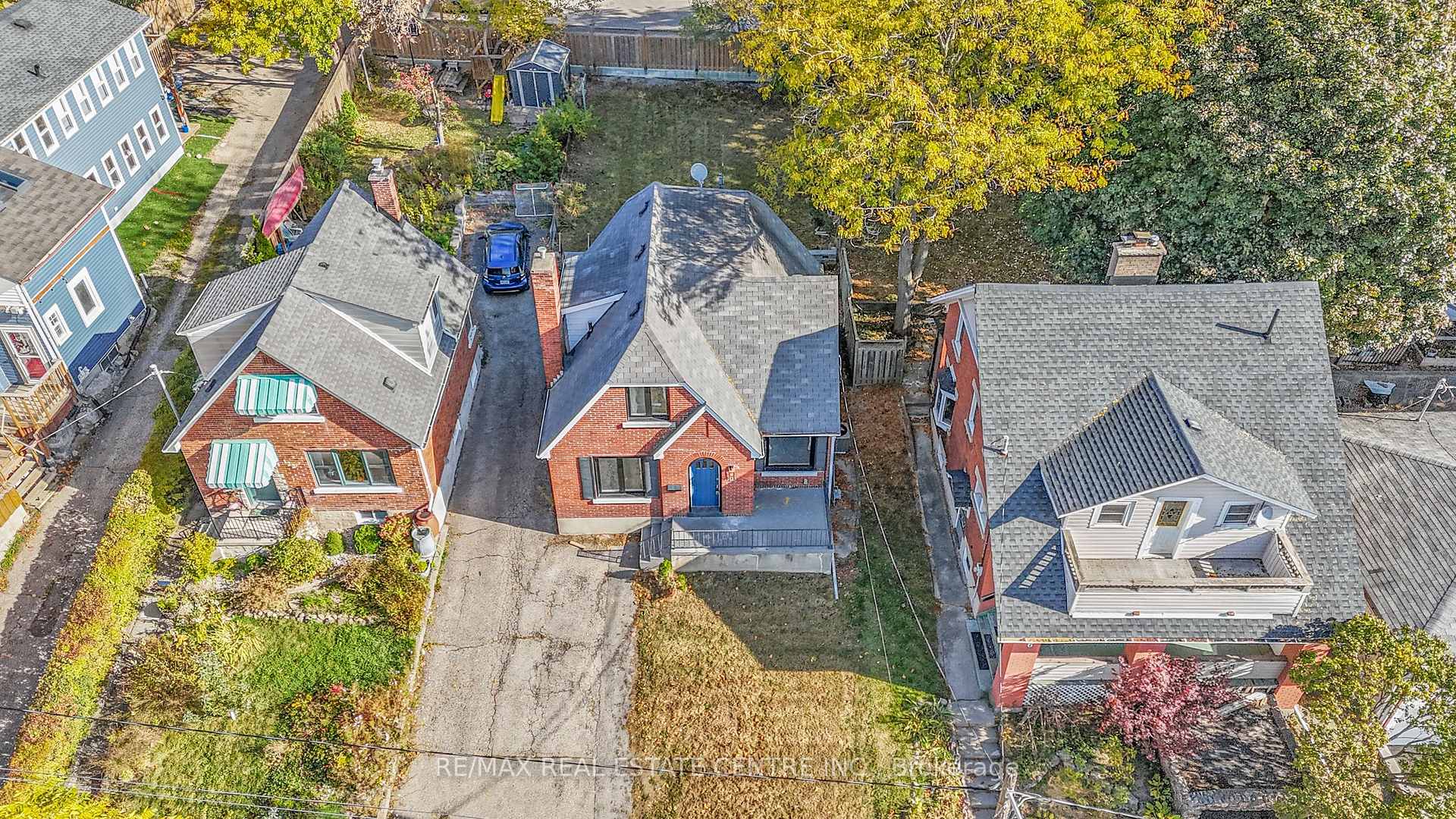 Photo 1 of 124 St George Street, Kitchener — HOMEH