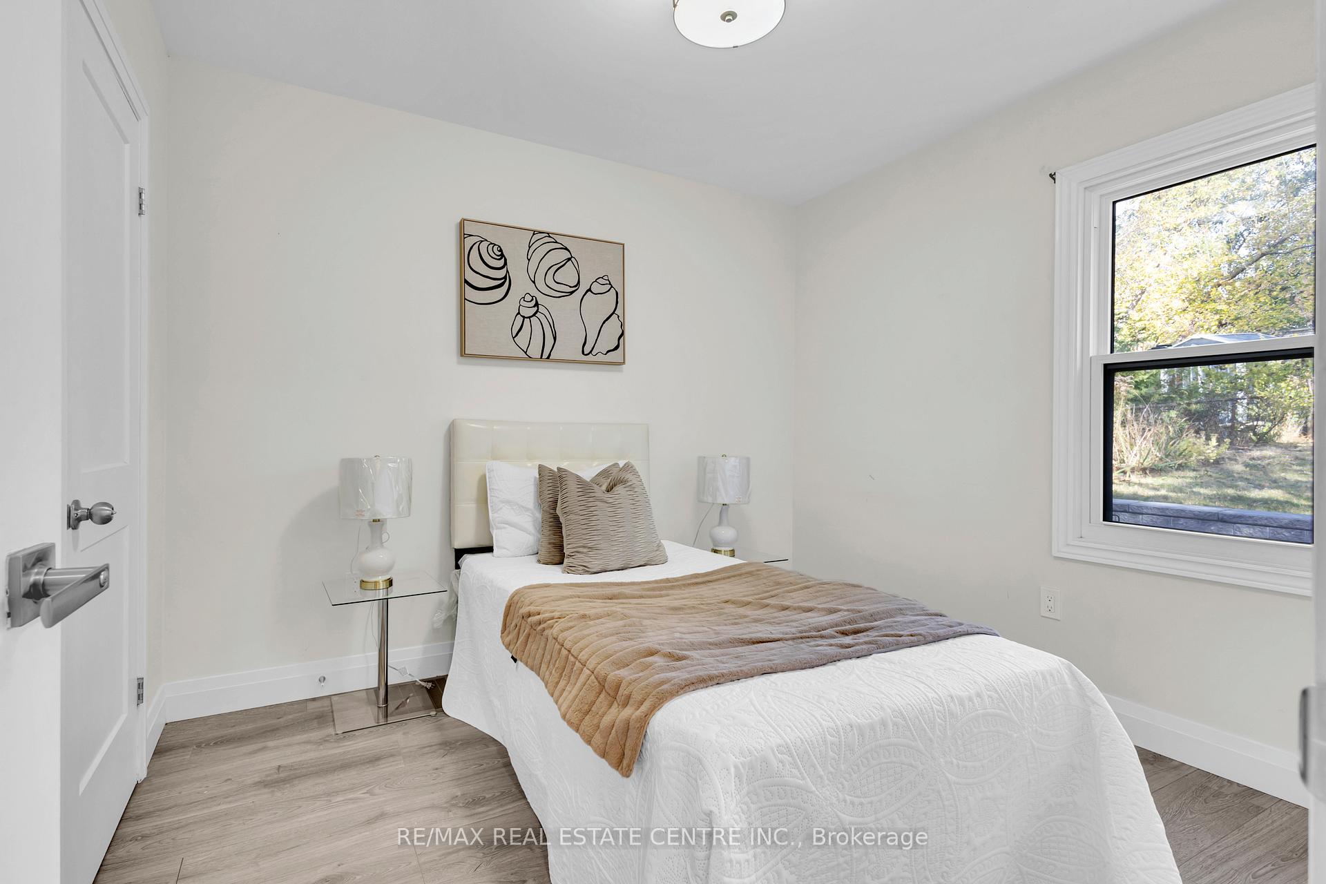 Photo 16 of 124 St George Street, Kitchener — HOMEH