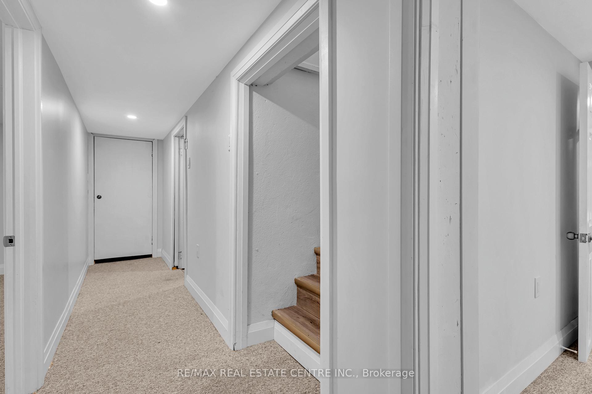 Photo 31 of 124 St George Street, Kitchener — HOMEH