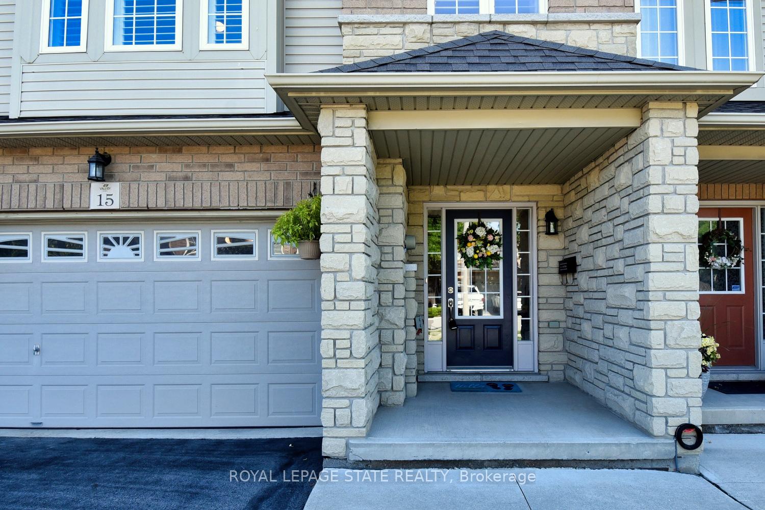 Photo 2 of 15 Clement Drive, Hamilton, Stoney Creek — HOMEH