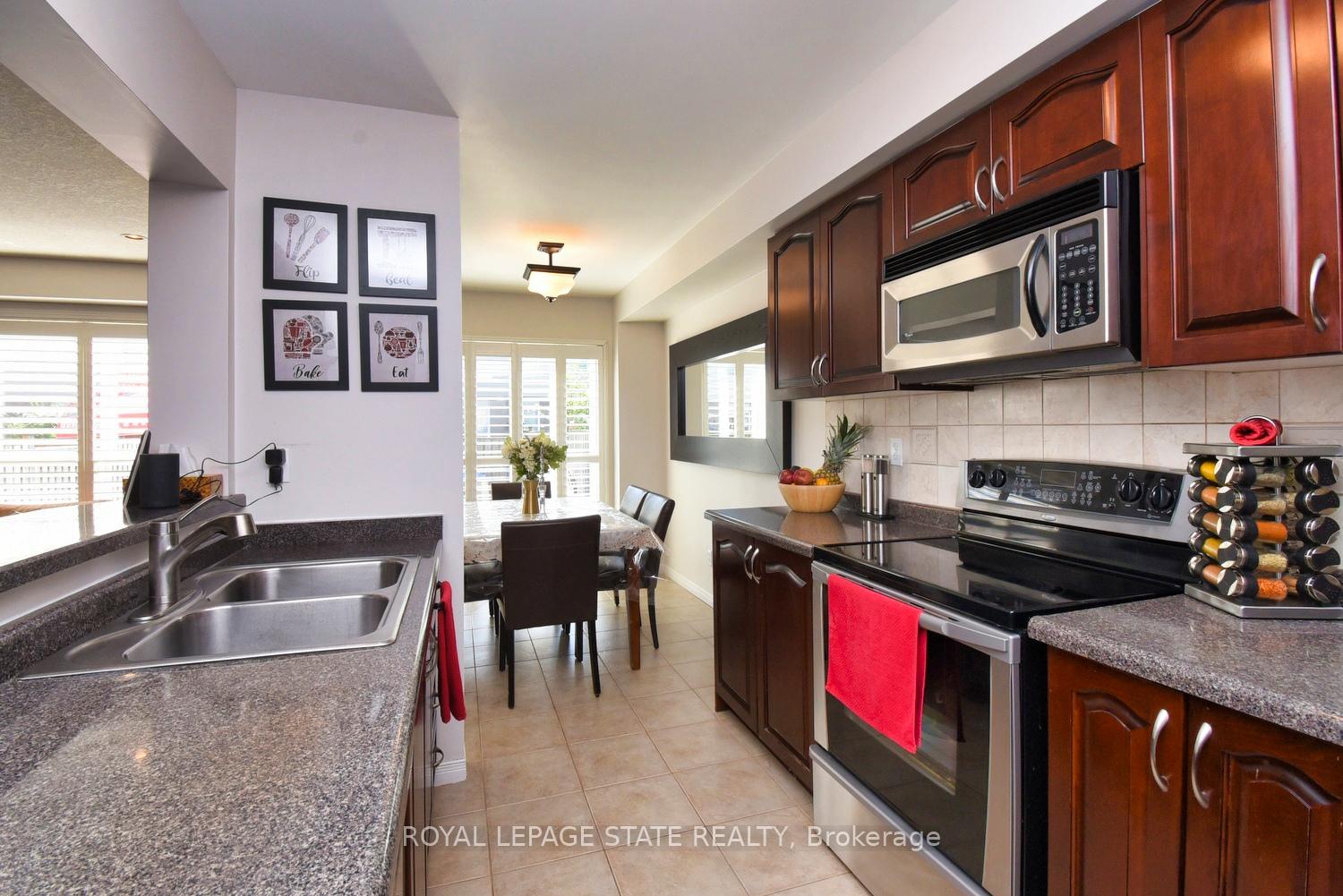 Photo 10 of 15 Clement Drive, Hamilton, Stoney Creek — HOMEH