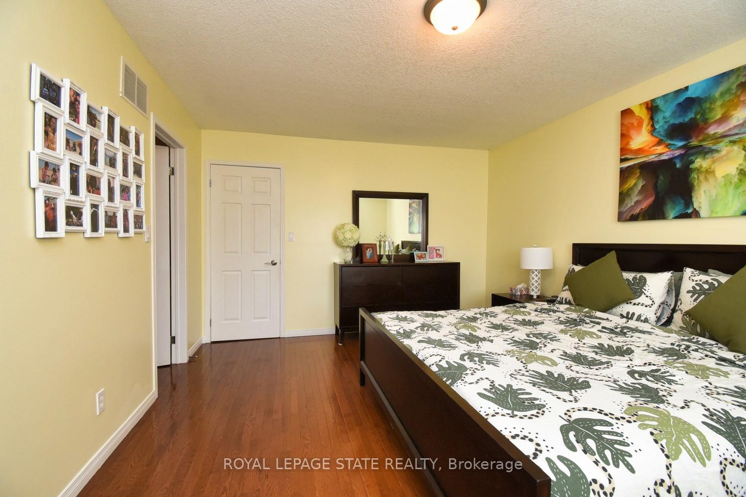 Photo 8 of 15 Clement Drive, Hamilton, Stoney Creek — HOMEH