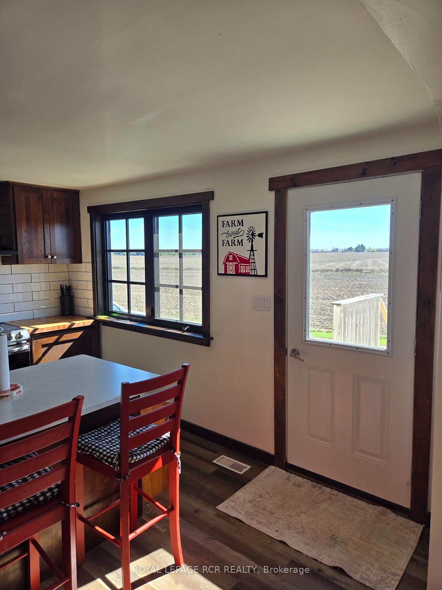 Photo 4 of 515163 2nd Line, Amaranth, Rural Amaranth — HOMEH