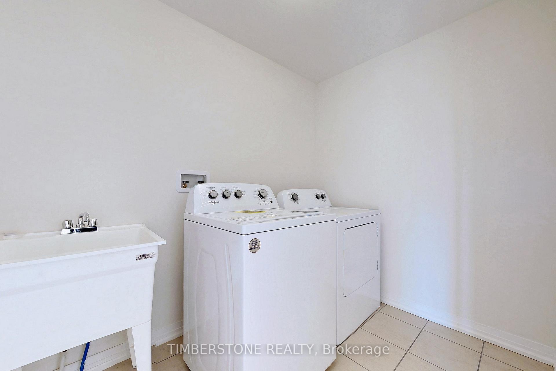 Photo 3 of 42 Skyridge Drive, Brampton, Bram East — HOMEH