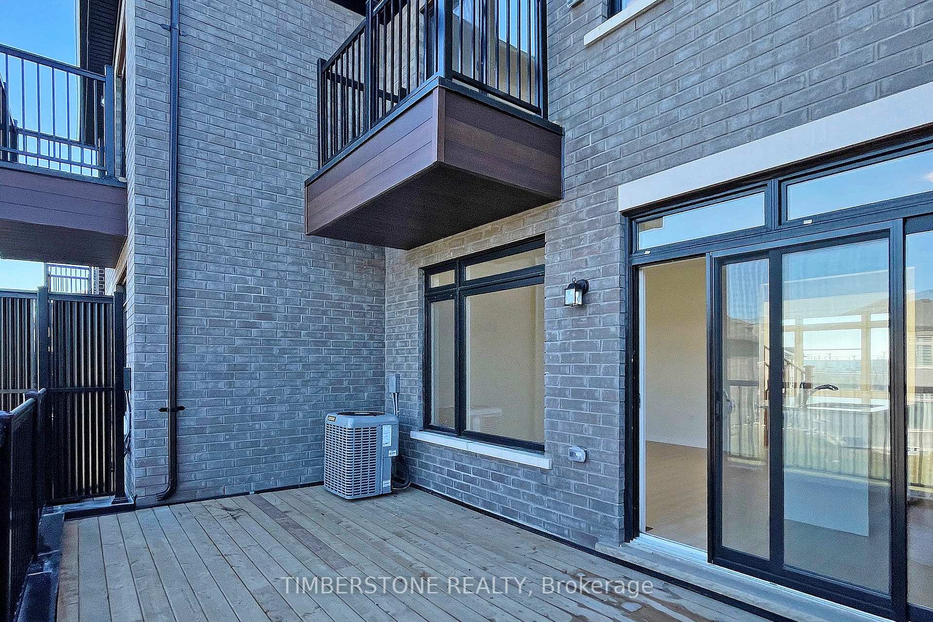 Photo 33 of 42 Skyridge Drive, Brampton, Bram East — HOMEH