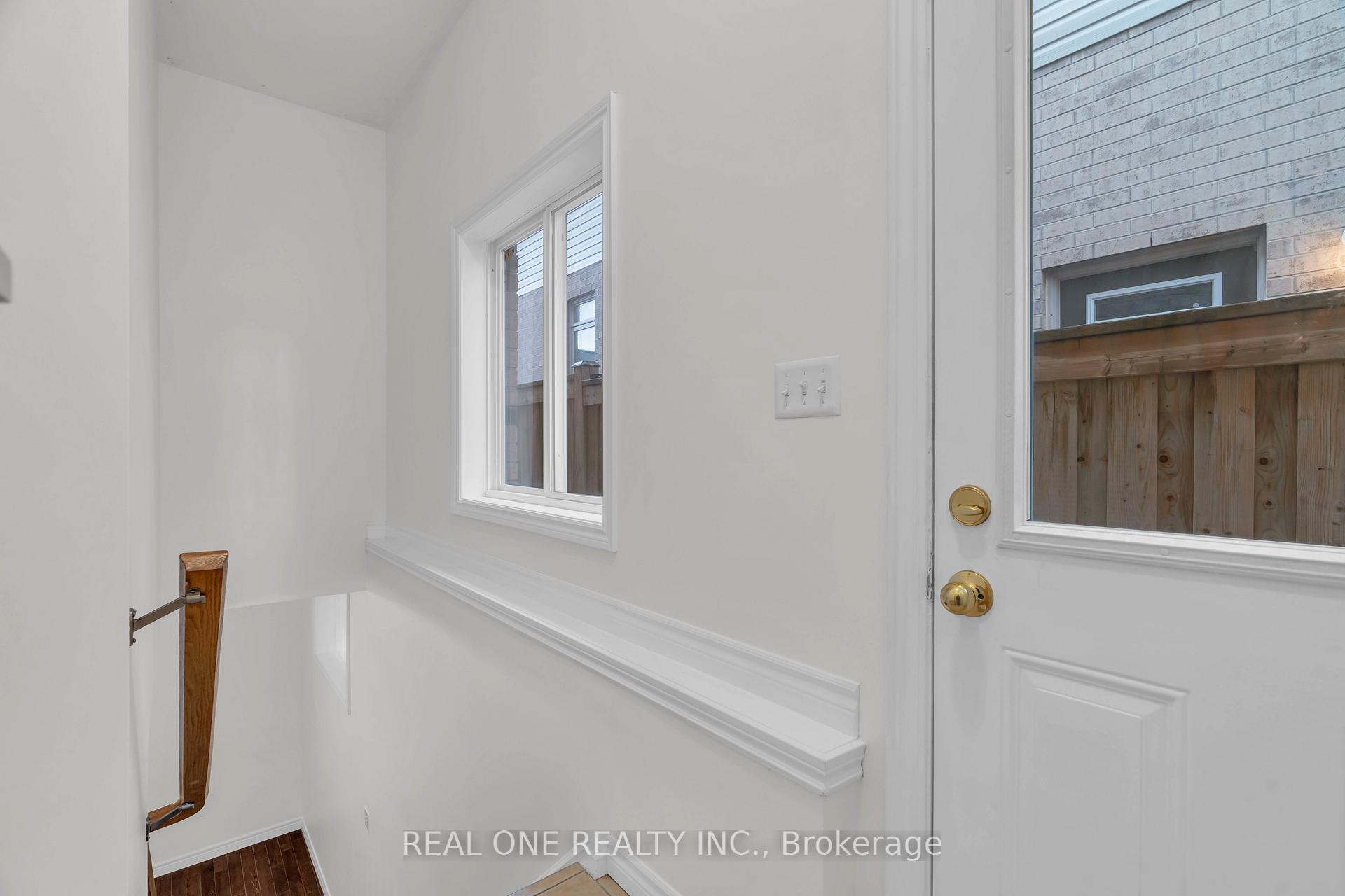 Photo 3 of Unit Basement, 72 Norma Crescent, Guelph, Victoria North — HOMEH