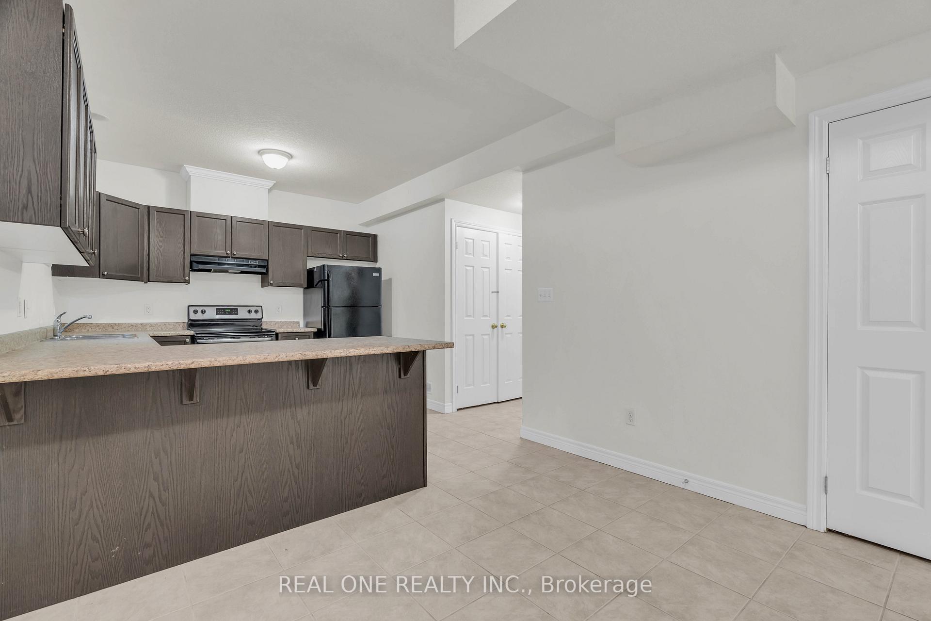 Photo 8 of Unit Basement, 72 Norma Crescent, Guelph, Victoria North — HOMEH