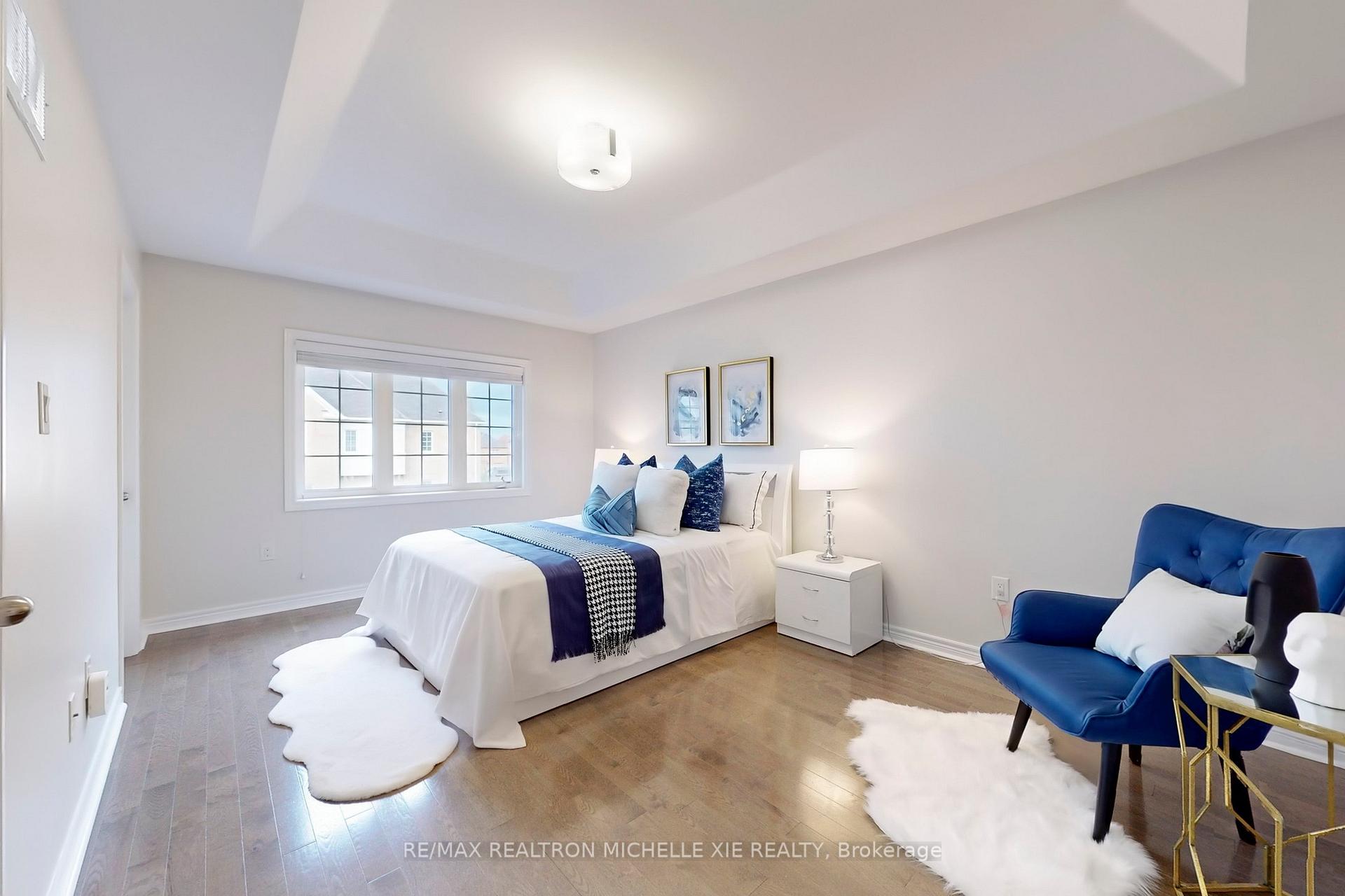 Photo 12 of 134 William Berczy Boulevard, Markham, Berczy — HOMEH