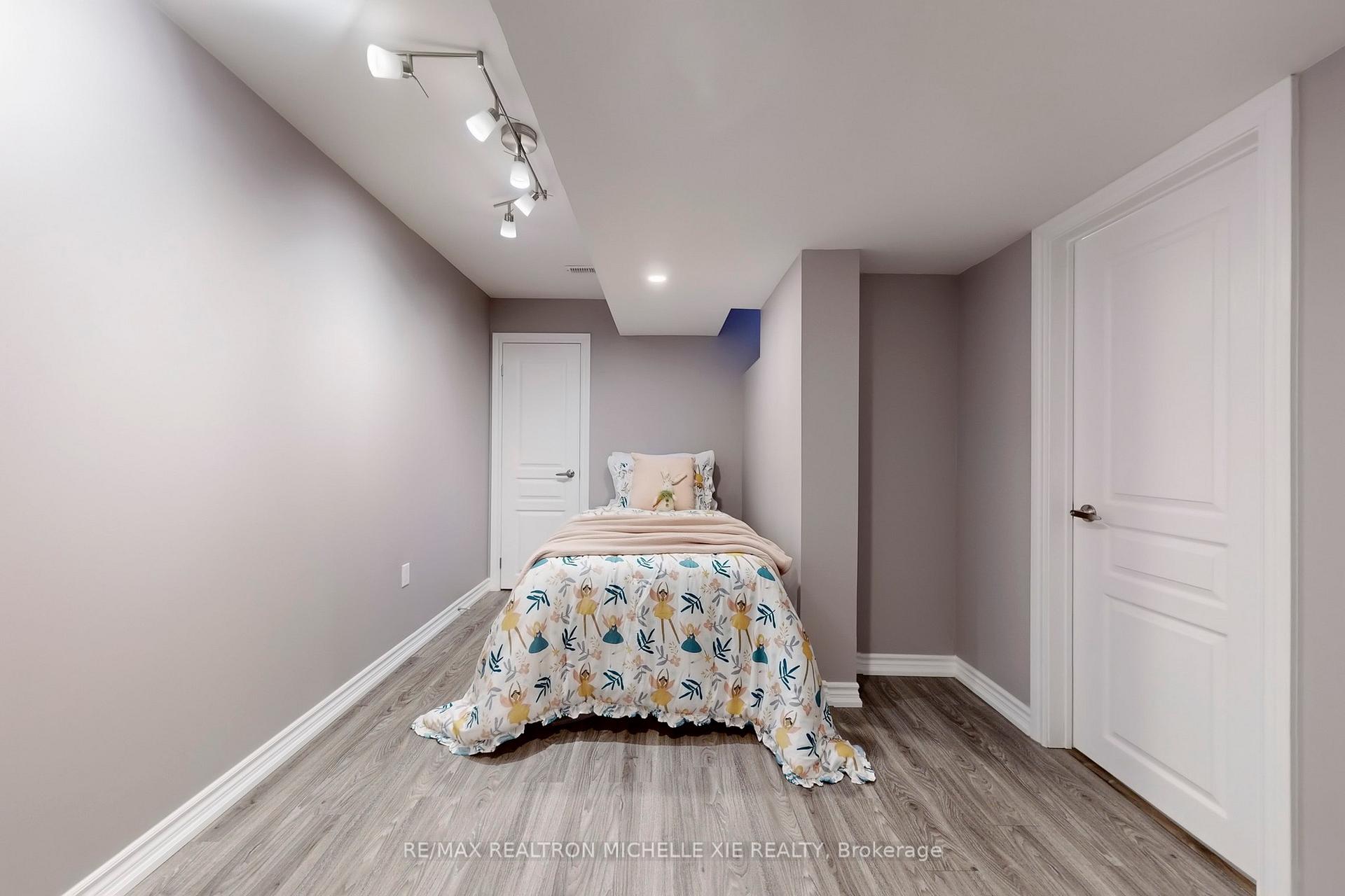 Photo 31 of 134 William Berczy Boulevard, Markham, Berczy — HOMEH