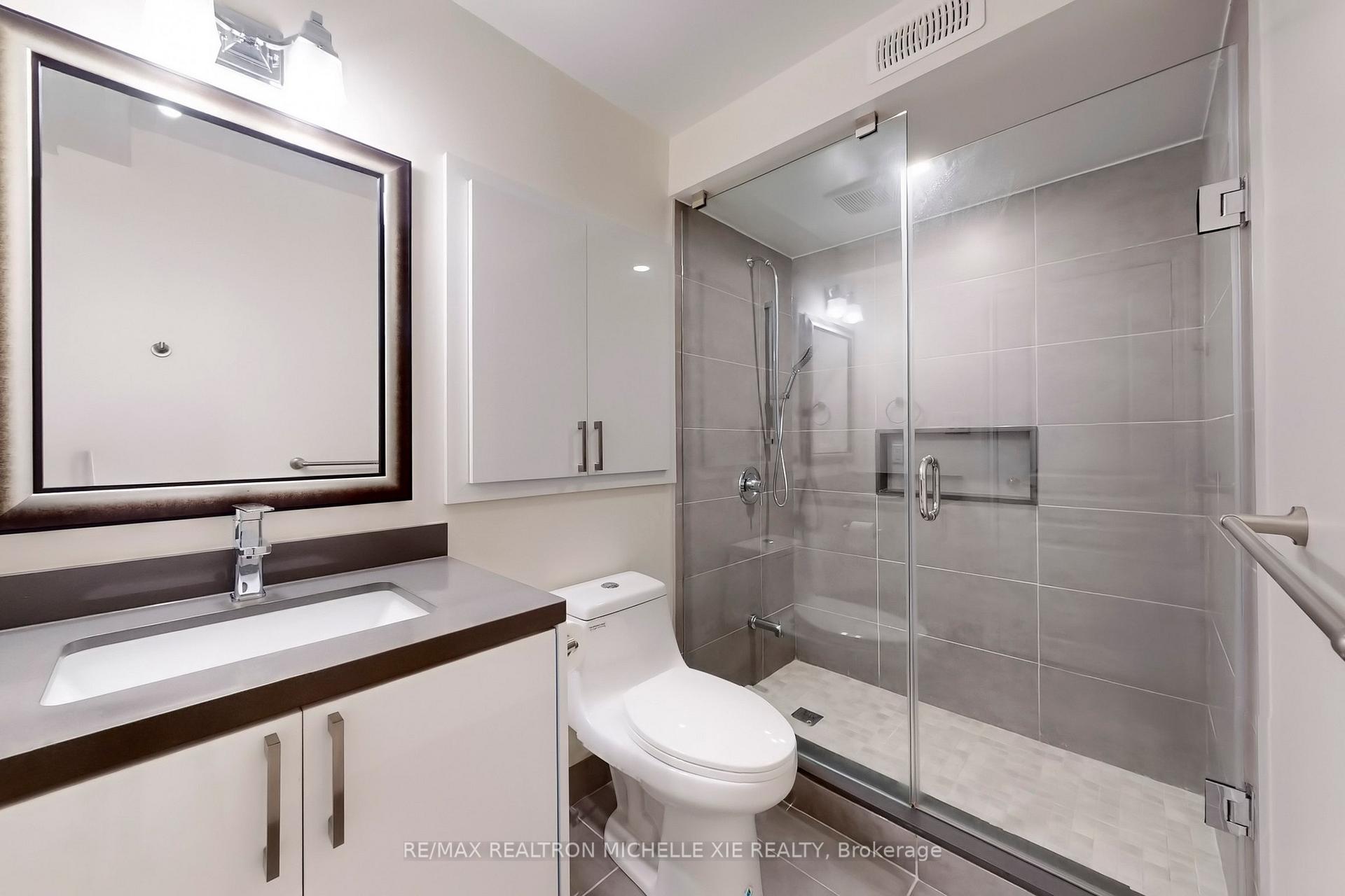 Photo 34 of 134 William Berczy Boulevard, Markham, Berczy — HOMEH