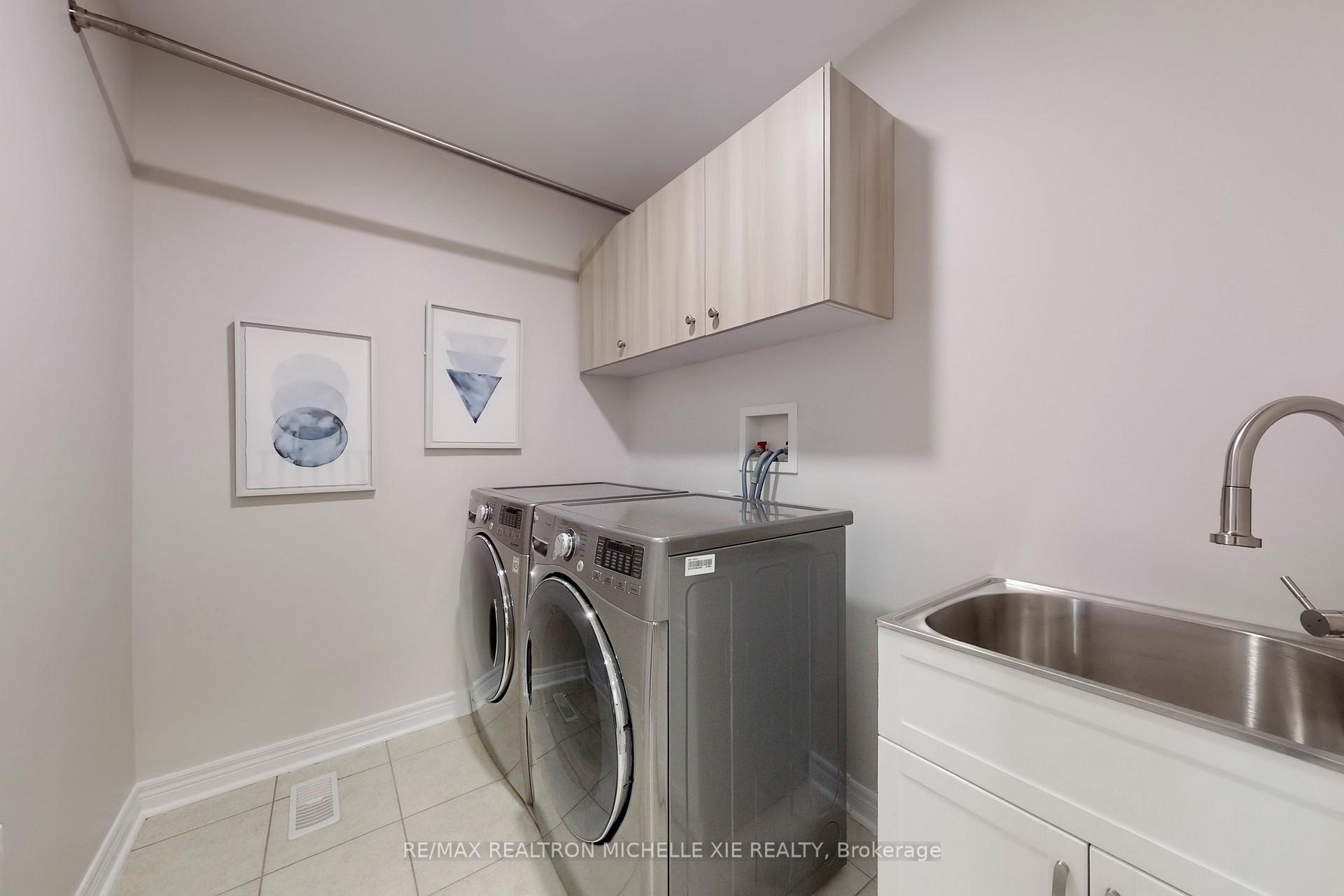 Photo 29 of 134 William Berczy Boulevard, Markham, Berczy — HOMEH