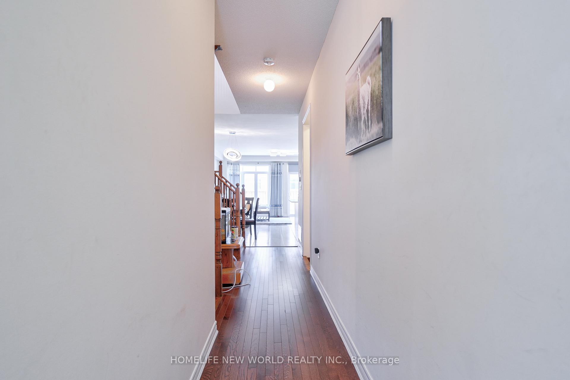Photo 2 of 14 Reddington Road, Markham, Cedarwood — HOMEH
