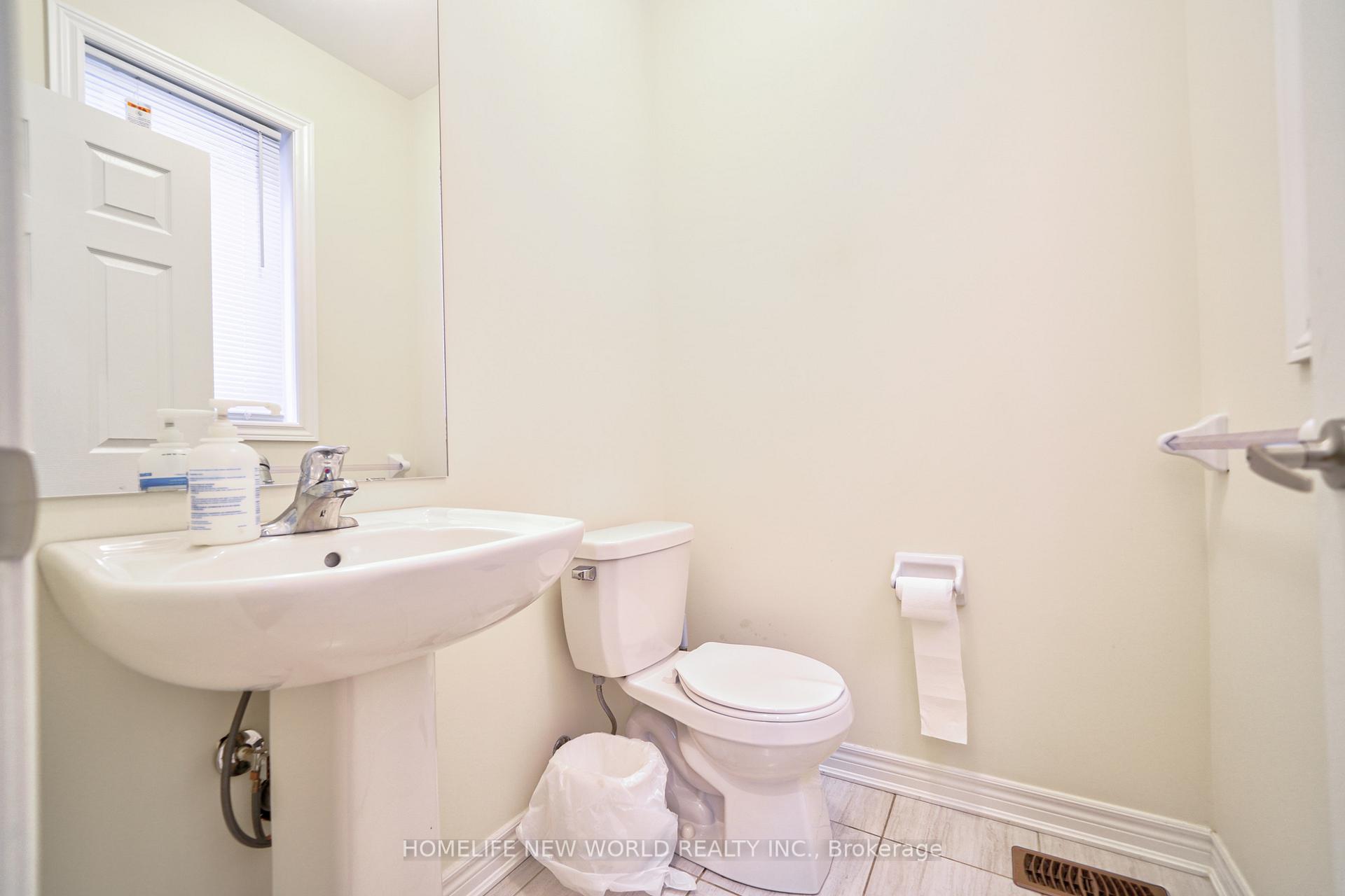Photo 9 of 14 Reddington Road, Markham, Cedarwood — HOMEH