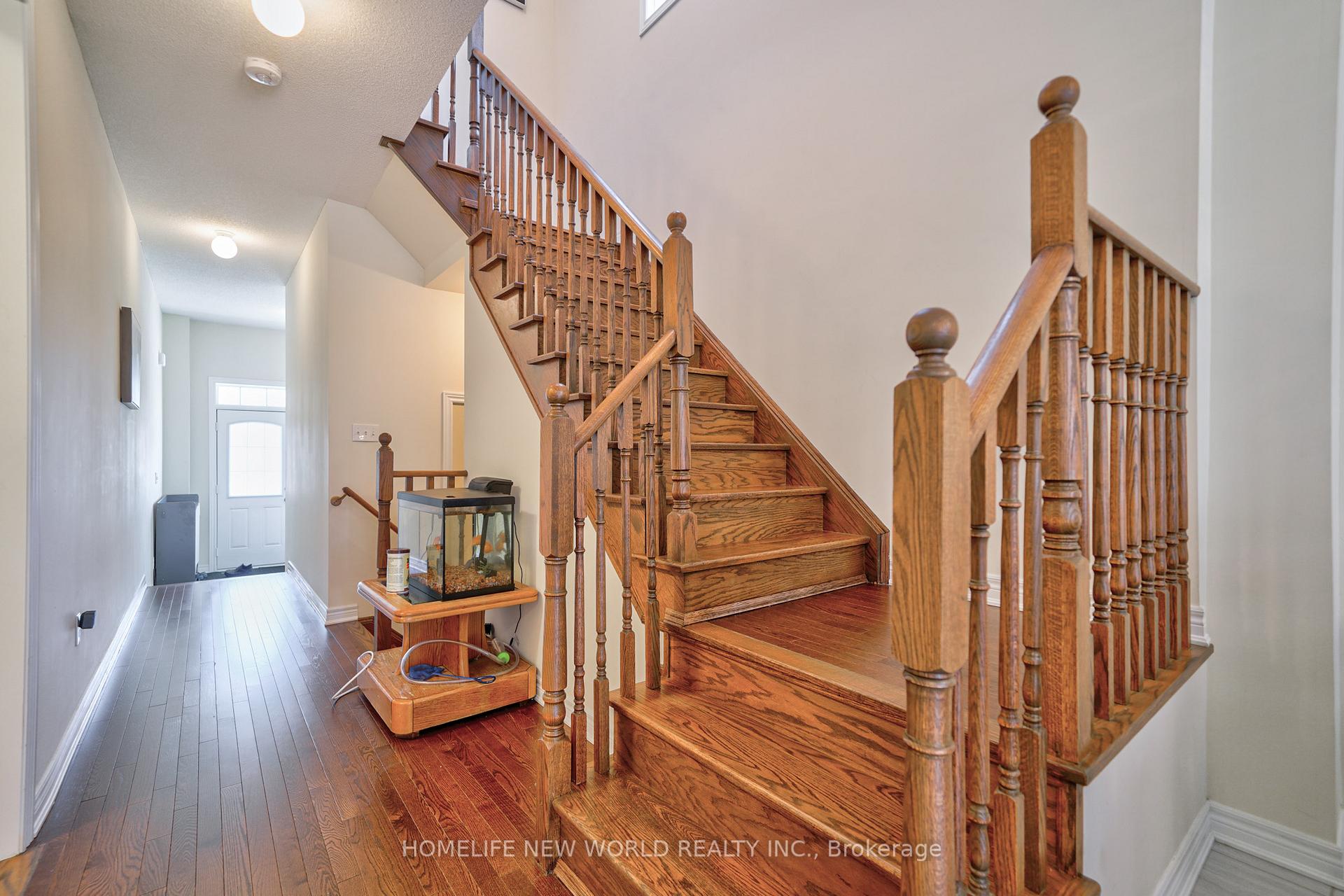 Photo 10 of 14 Reddington Road, Markham, Cedarwood — HOMEH